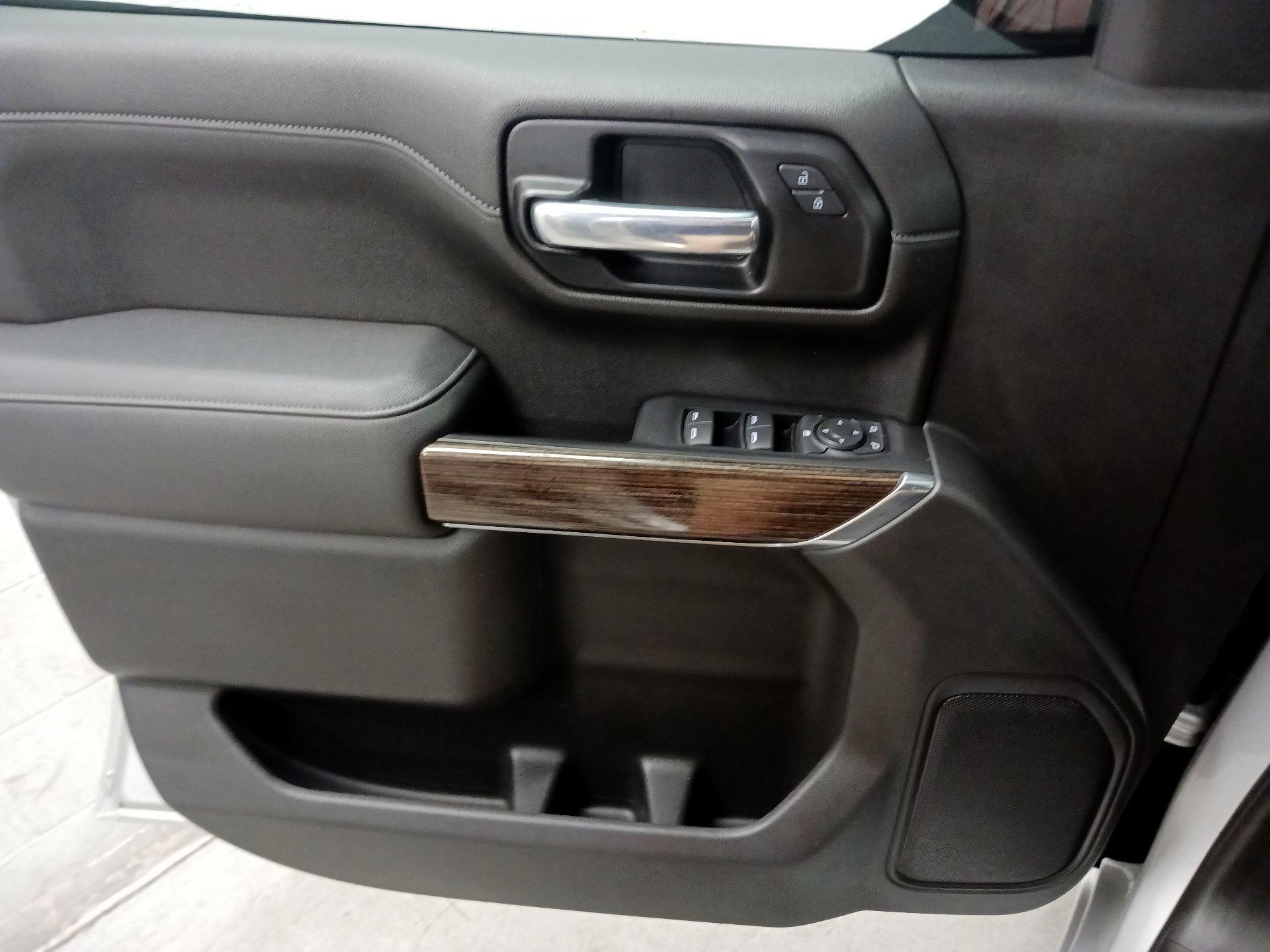 Thumbnail: 2021 GMC Sierra 1500 - 12