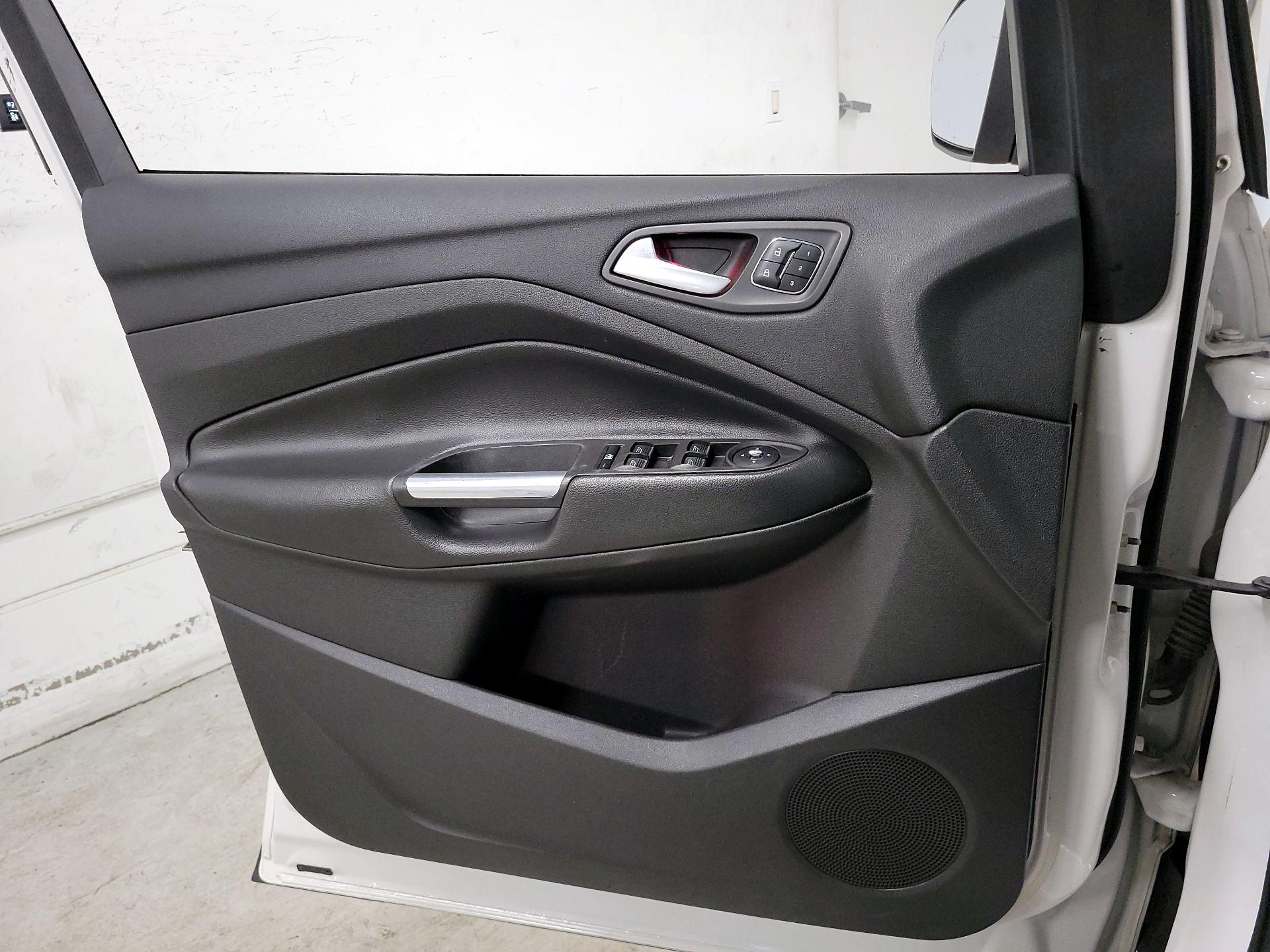 Thumbnail: 2014 Ford Escape - 12