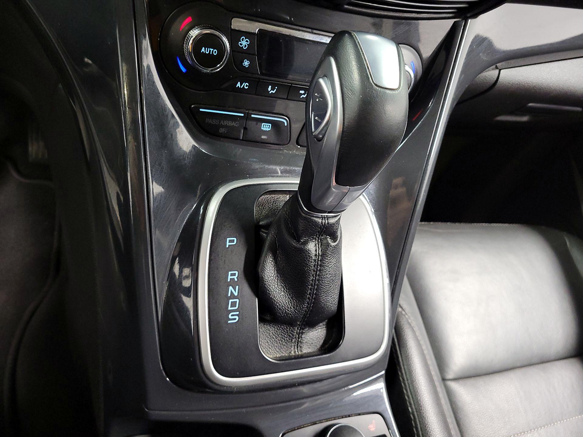 Thumbnail: 2014 Ford Escape - 16