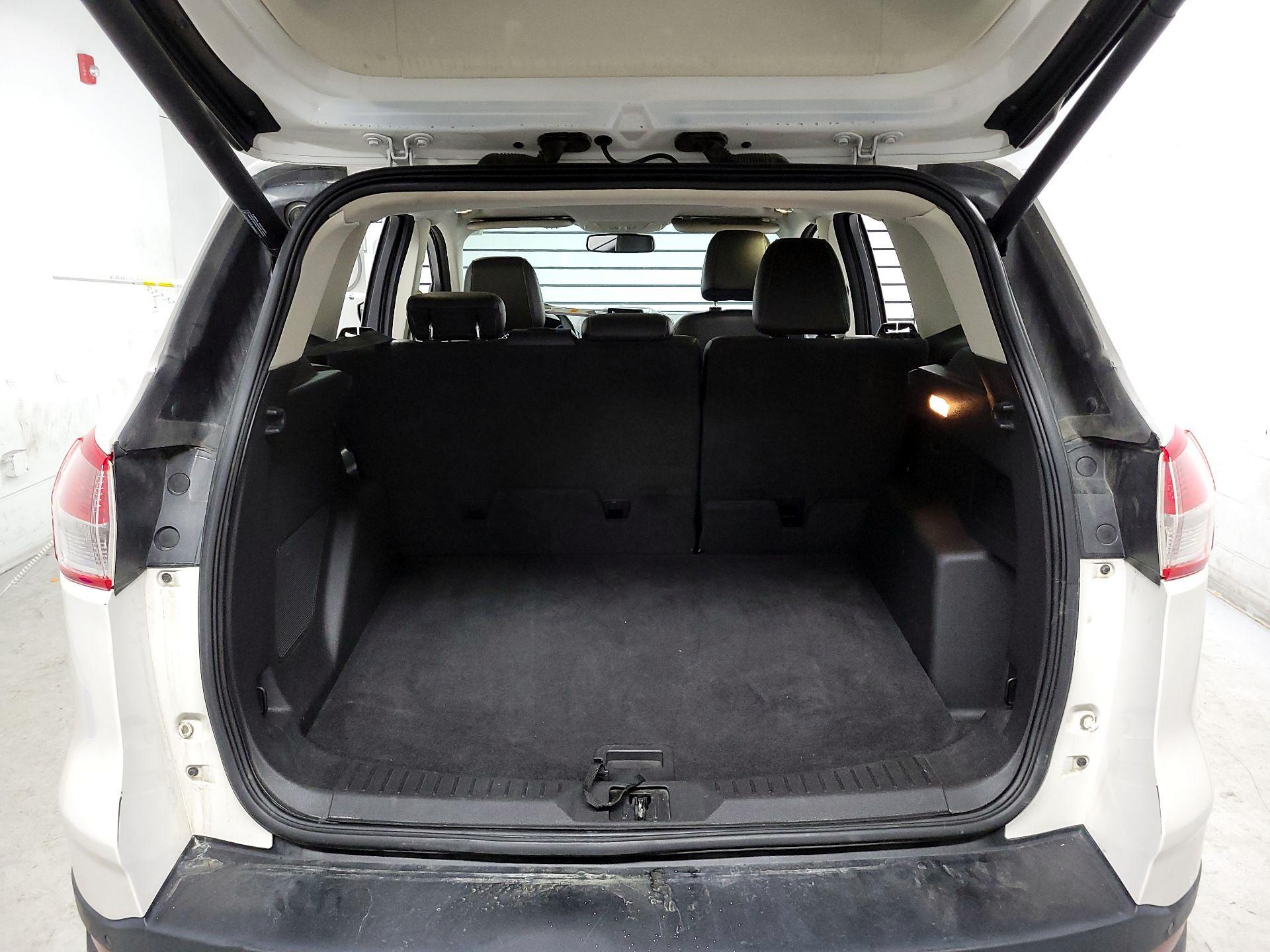 Thumbnail: 2014 Ford Escape - 18