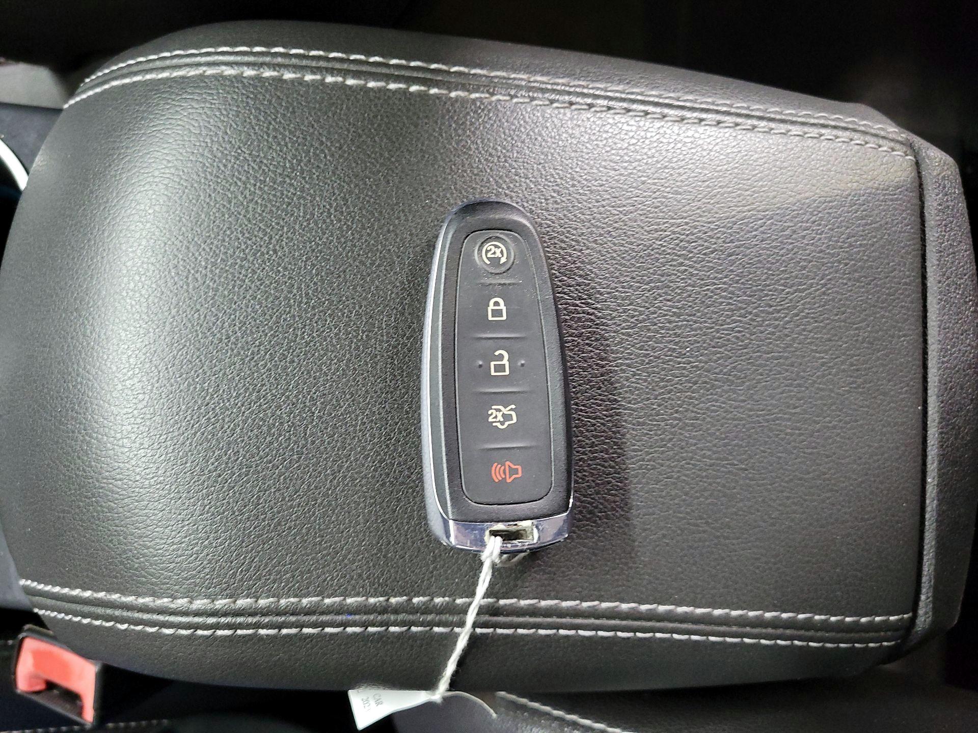 Thumbnail: 2014 Ford Escape - 20