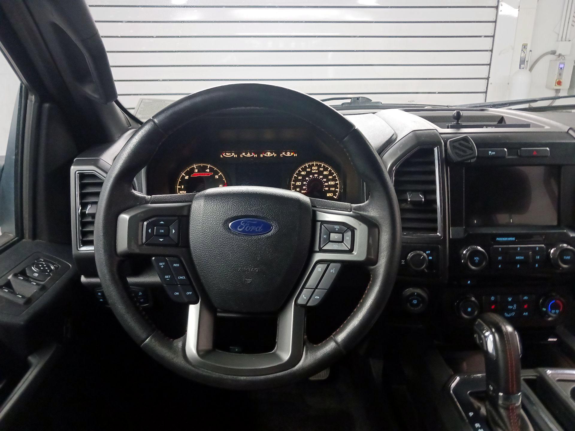 Thumbnail: 2016 Ford F-150 - 10