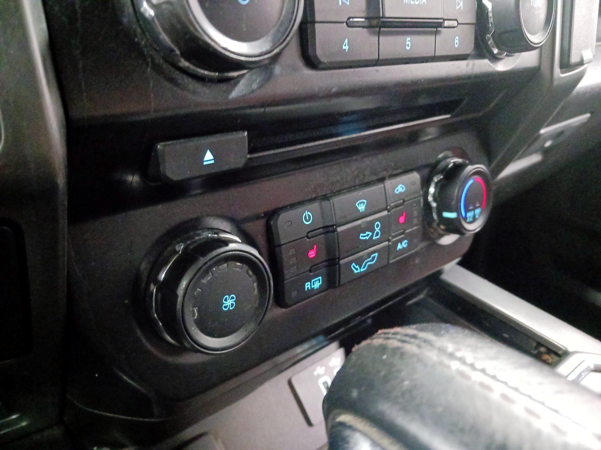 Thumbnail: 2016 Ford F-150 - 16