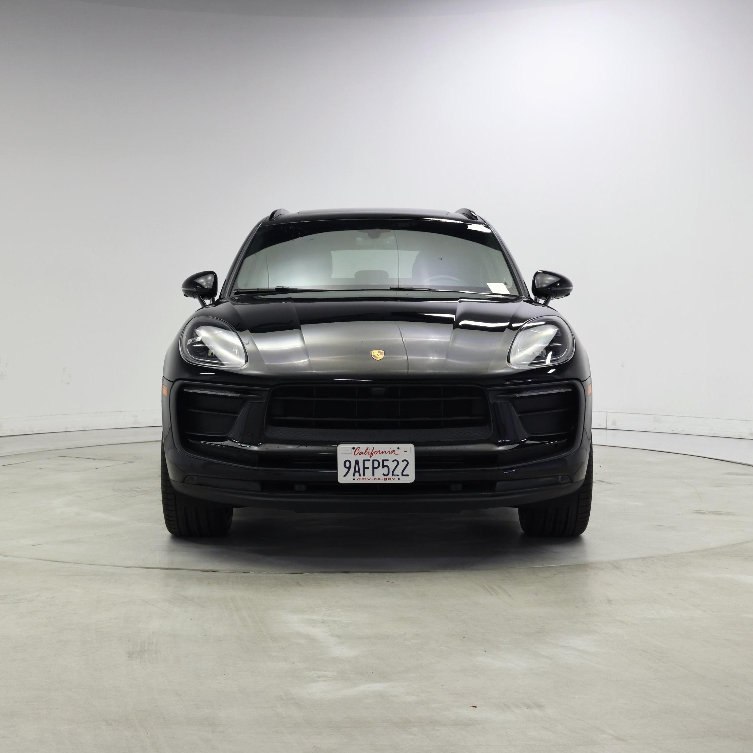 Thumbnail: 2022 Porsche Macan - 5