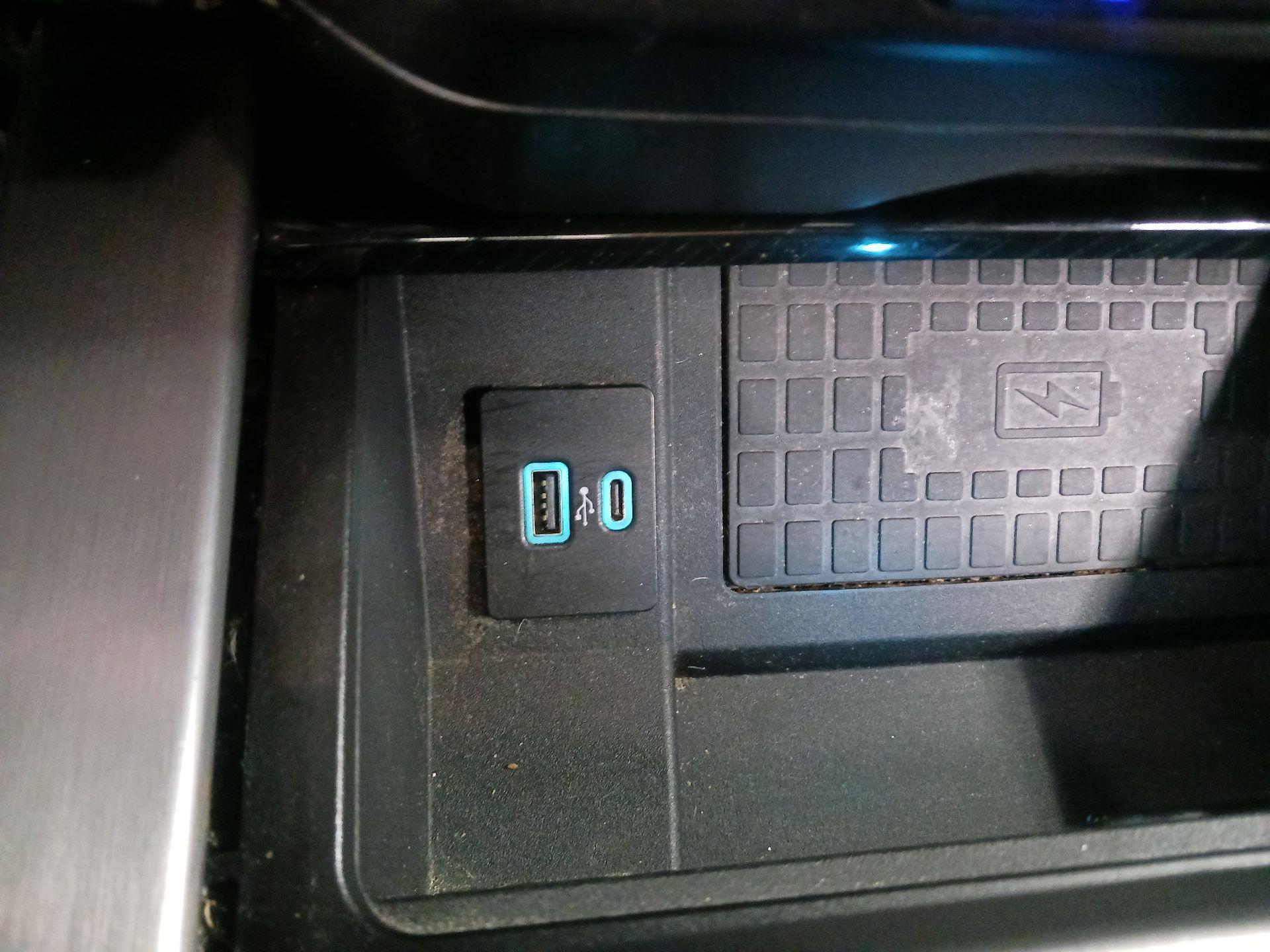 Thumbnail: 2021 Ford F-250 - 17