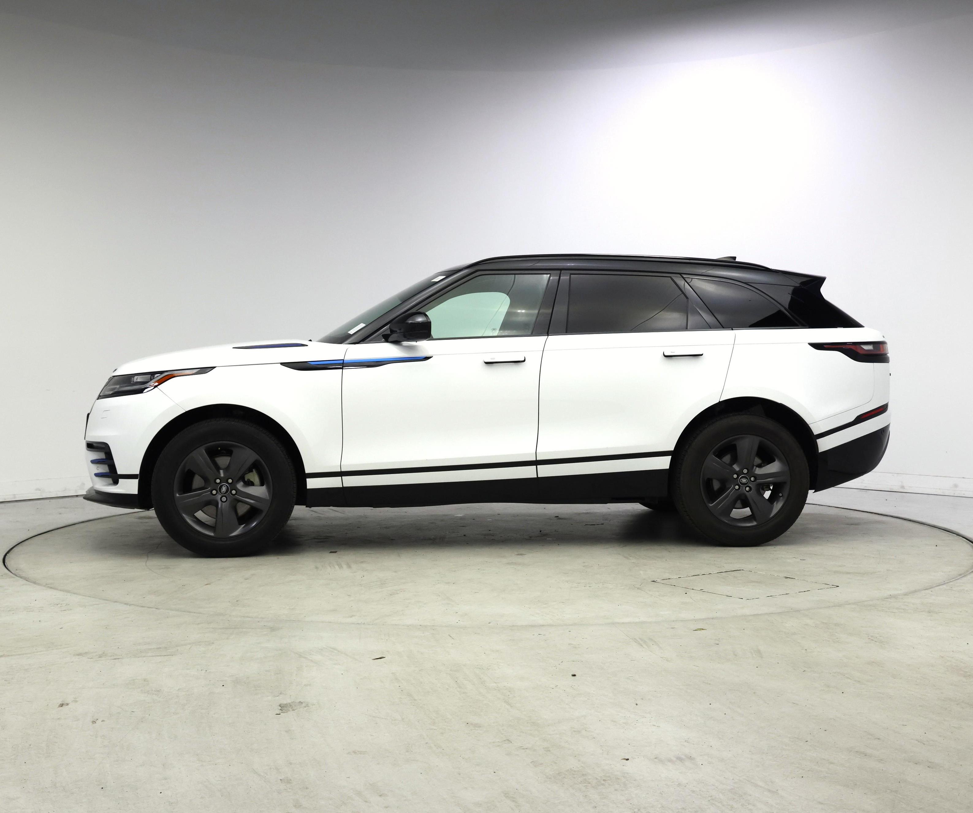 Thumbnail: 2022 Land Rover Range Rover Velar - 3