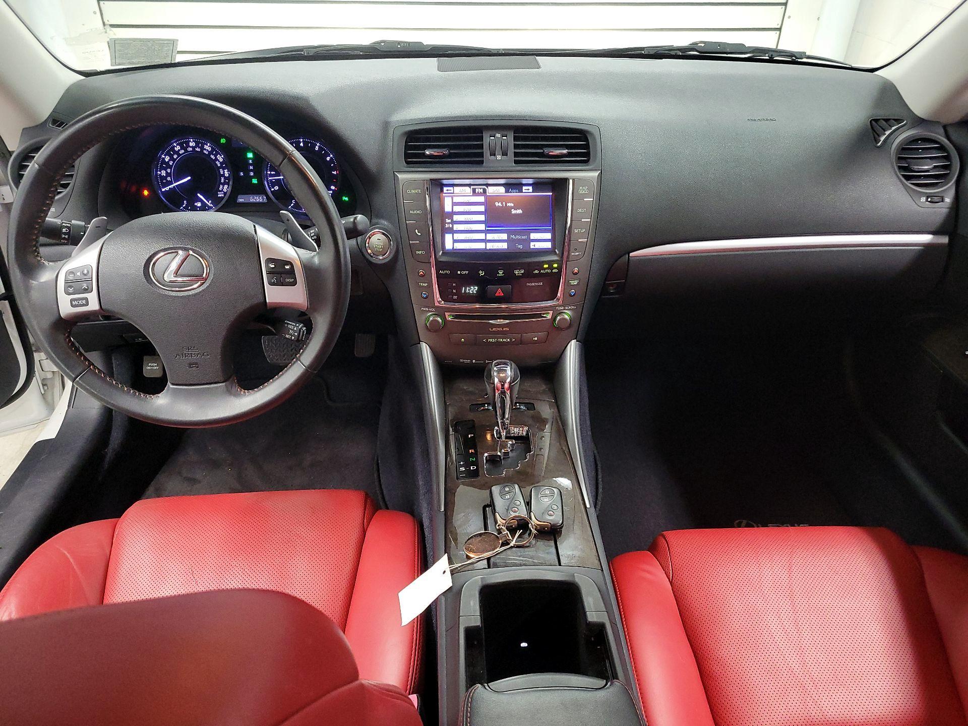 Thumbnail: 2014 Lexus IS - 9