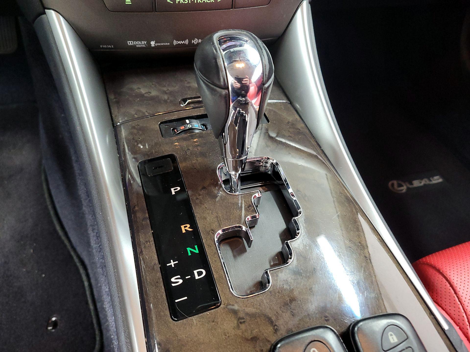 Thumbnail: 2014 Lexus IS - 15