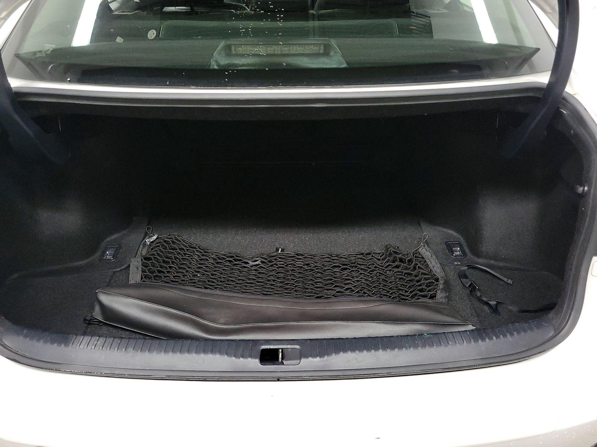 Thumbnail: 2014 Lexus IS - 14