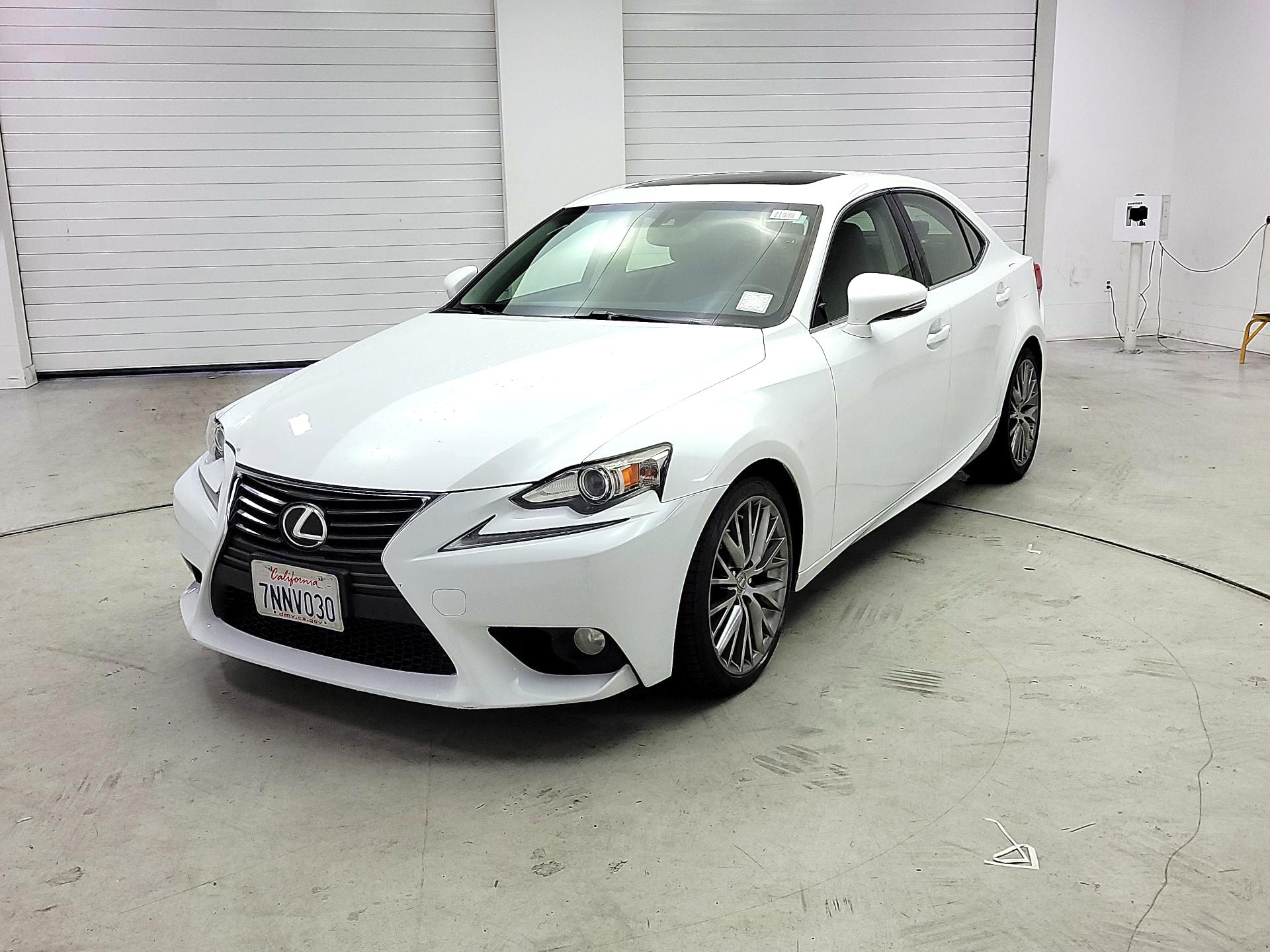 Thumbnail: 2014 Lexus IS - 3