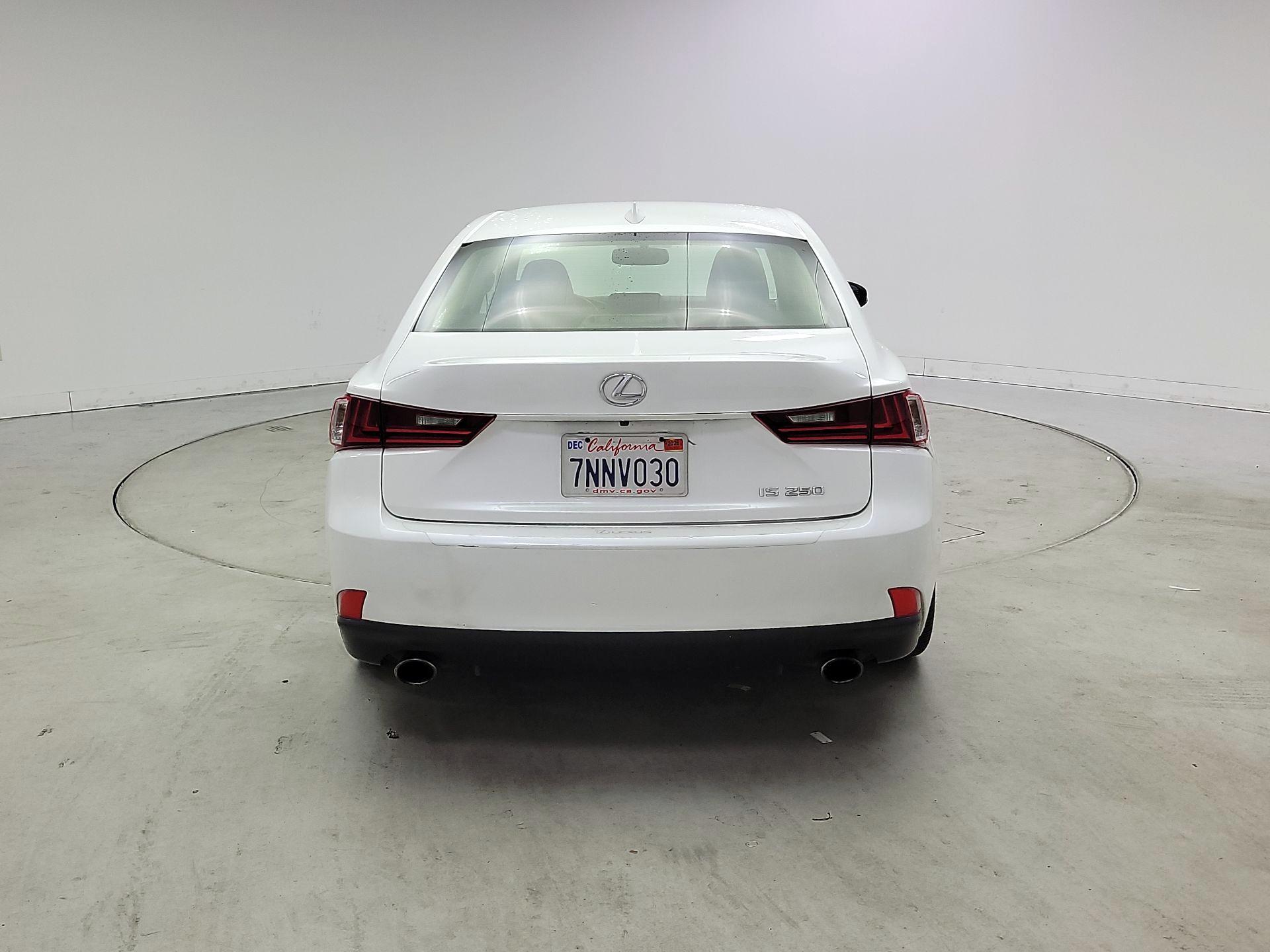 Thumbnail: 2014 Lexus IS - 6