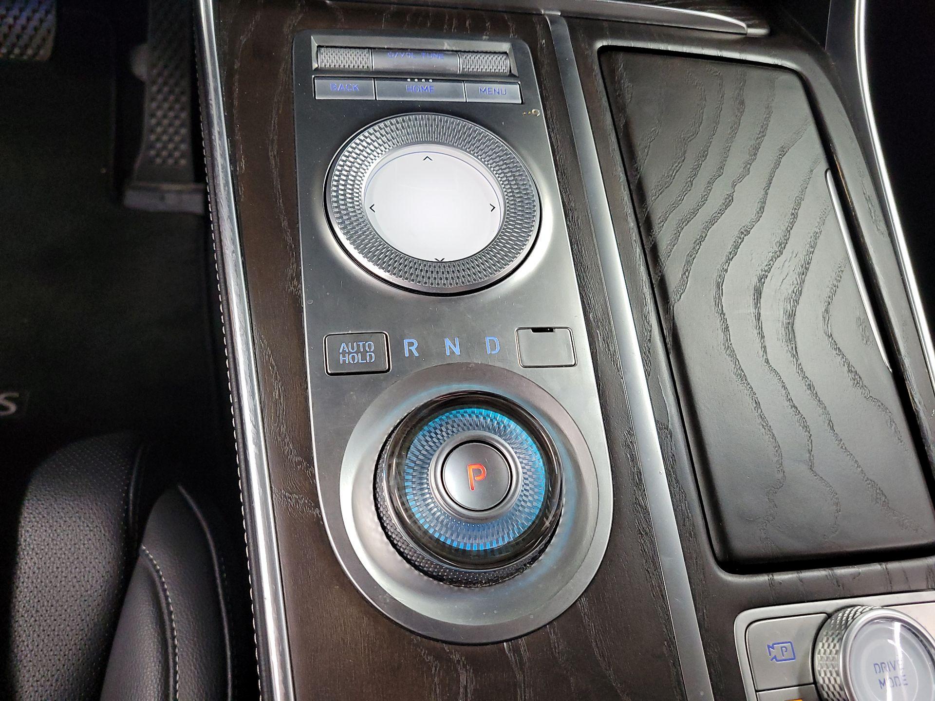 Thumbnail: 2021 Genesis GV80 - 18