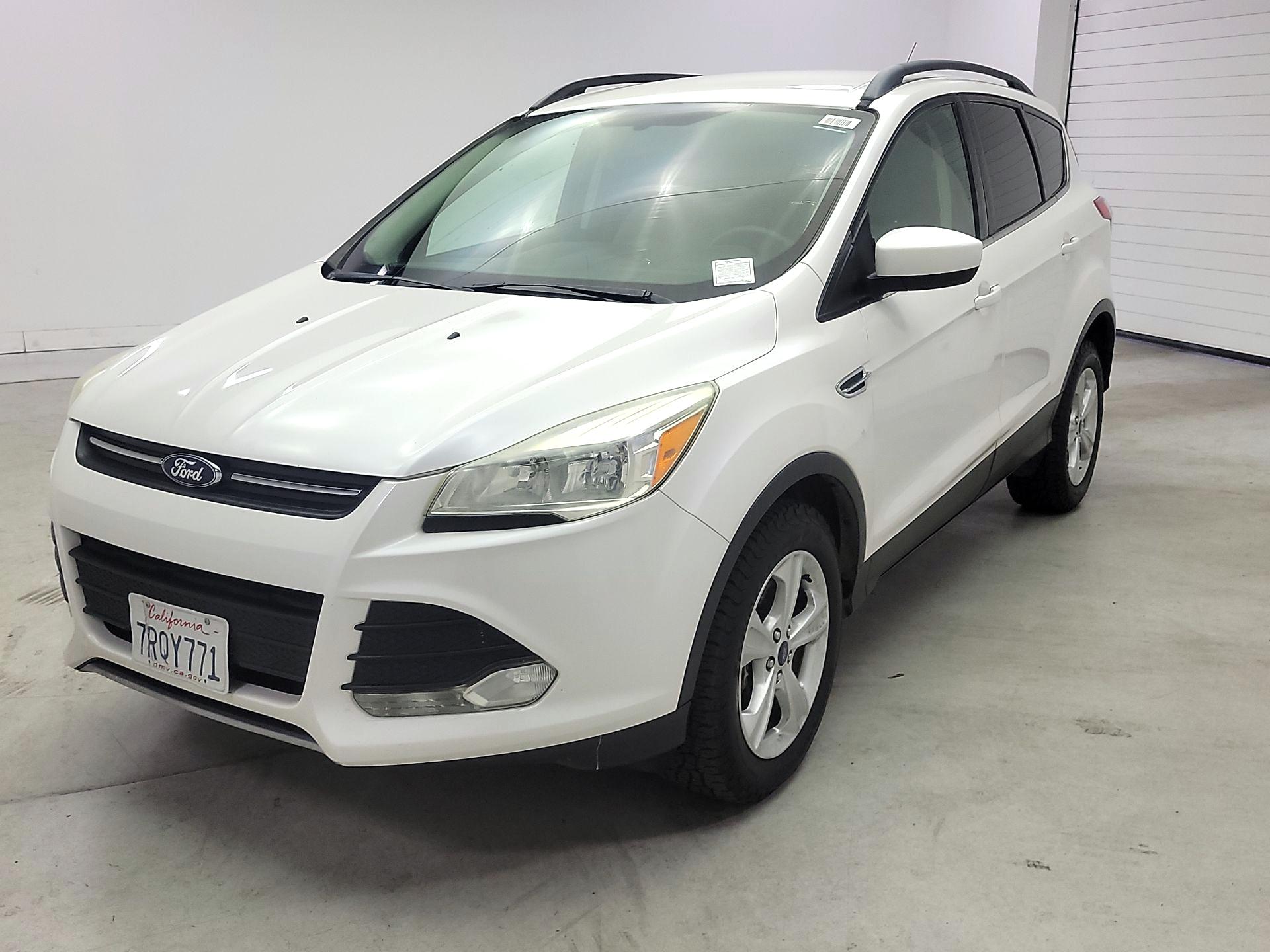 Thumbnail: 2016 Ford Escape - 3