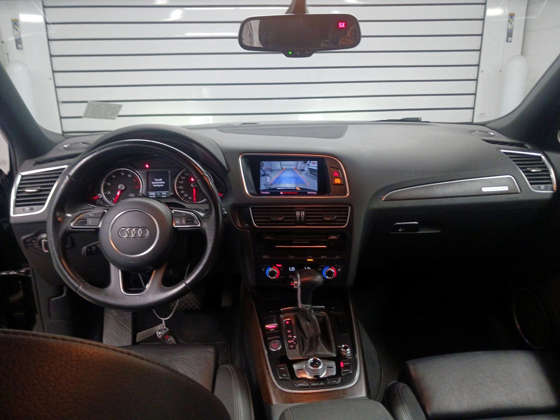 Thumbnail: 2017 Audi Q5 - 8