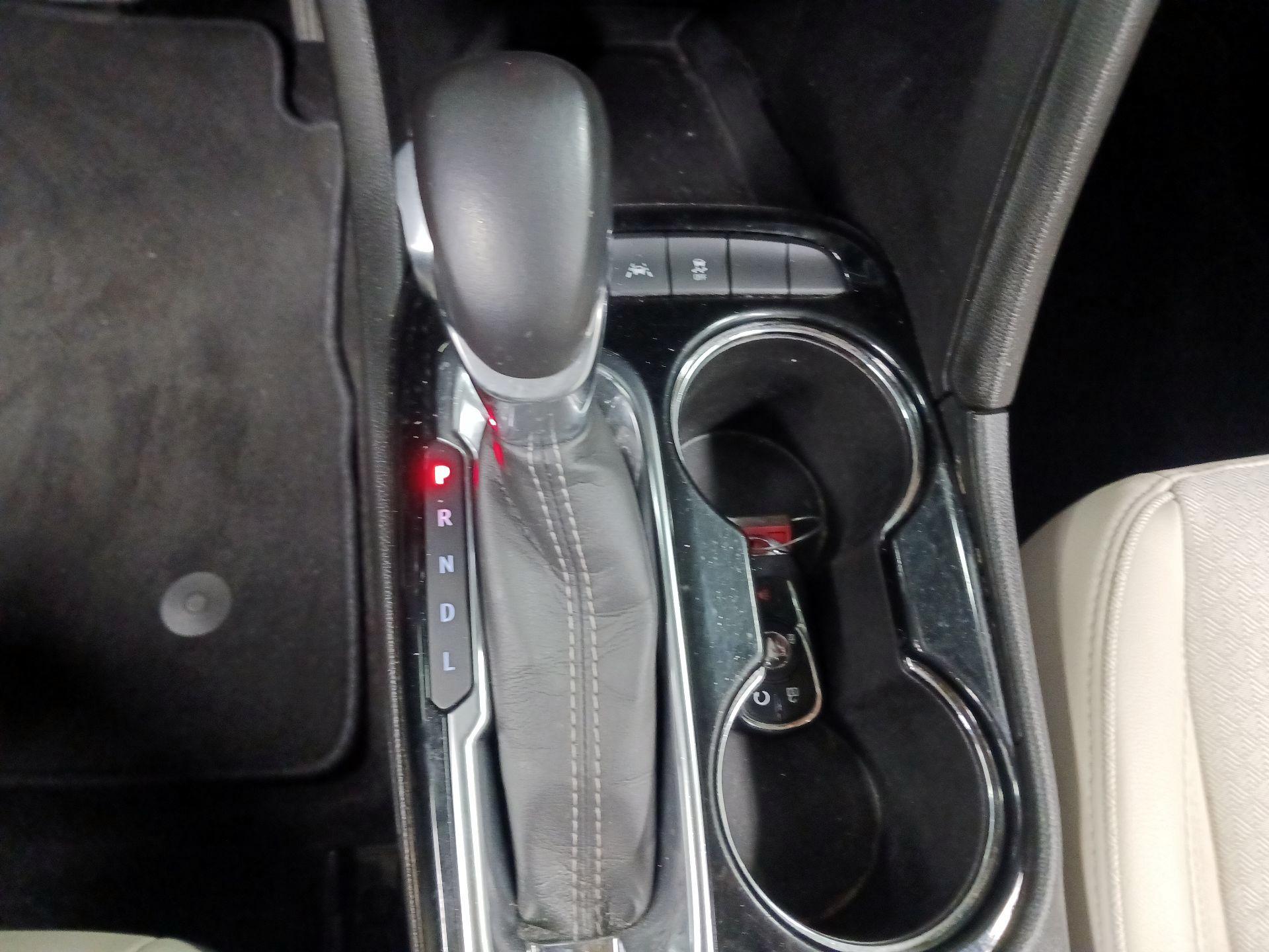 Thumbnail: 2020 Buick Encore GX - 17