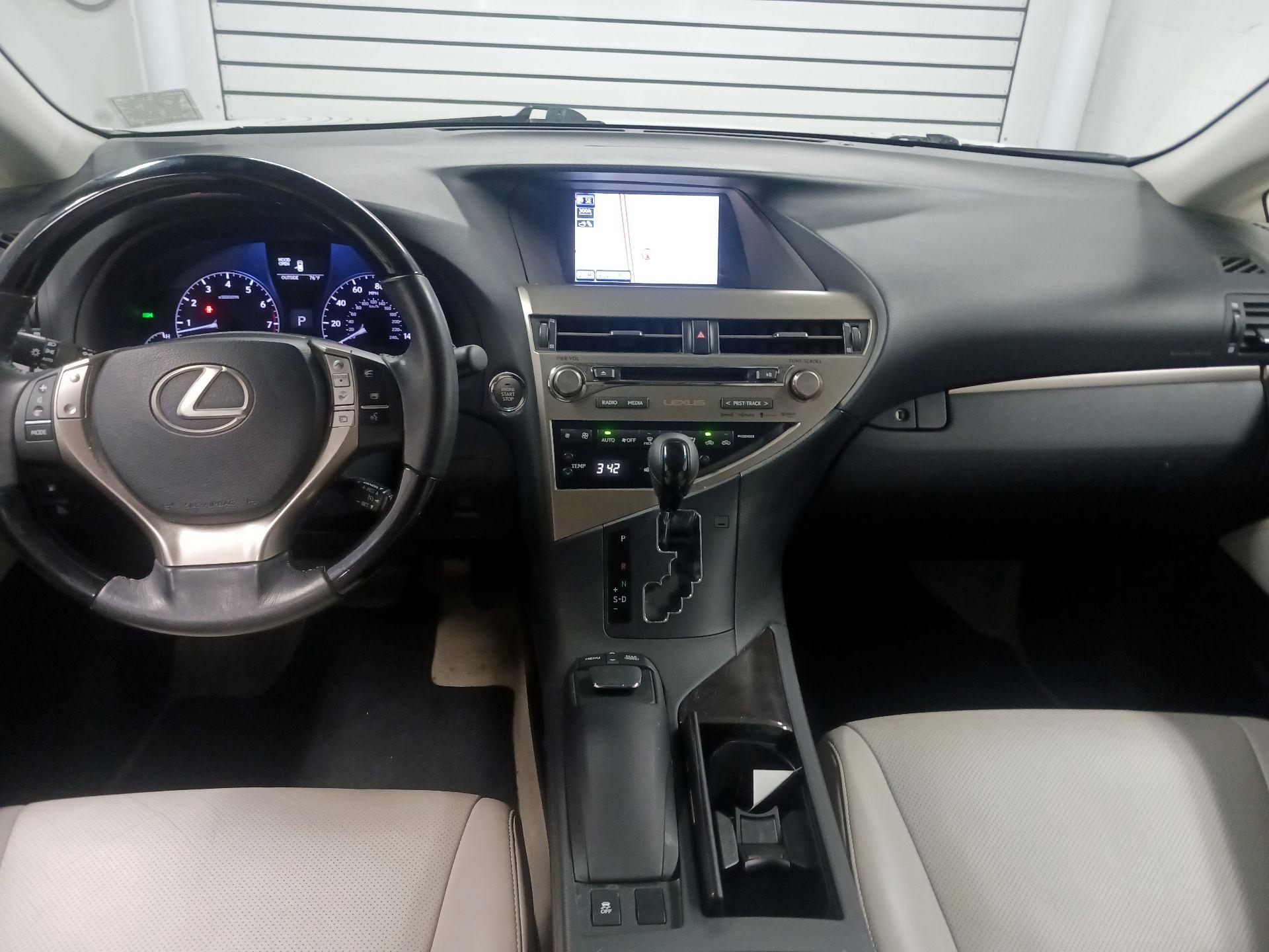 Thumbnail: 2014 Lexus RX - 9