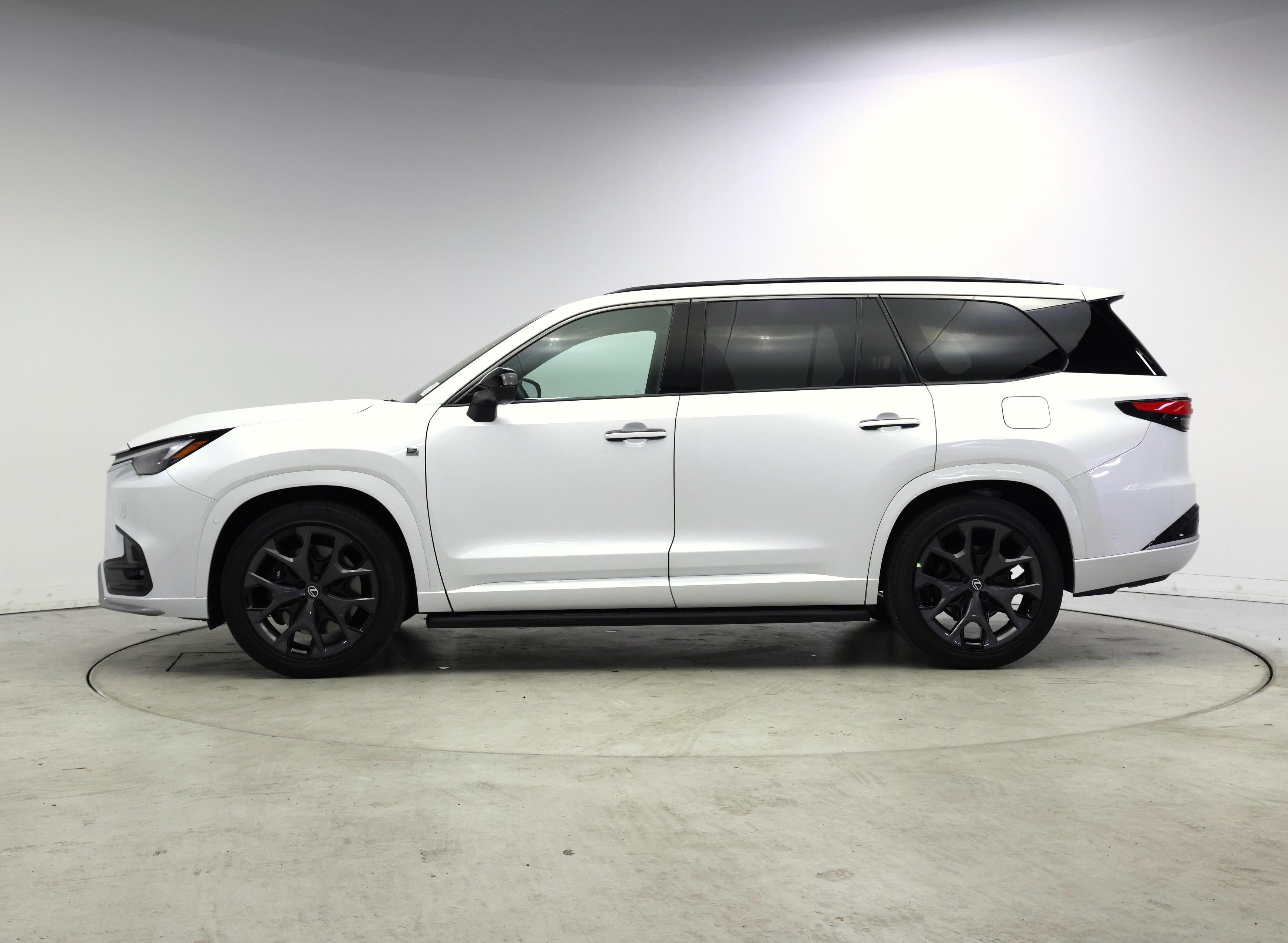 Thumbnail: 2026 Lexus TX - 3