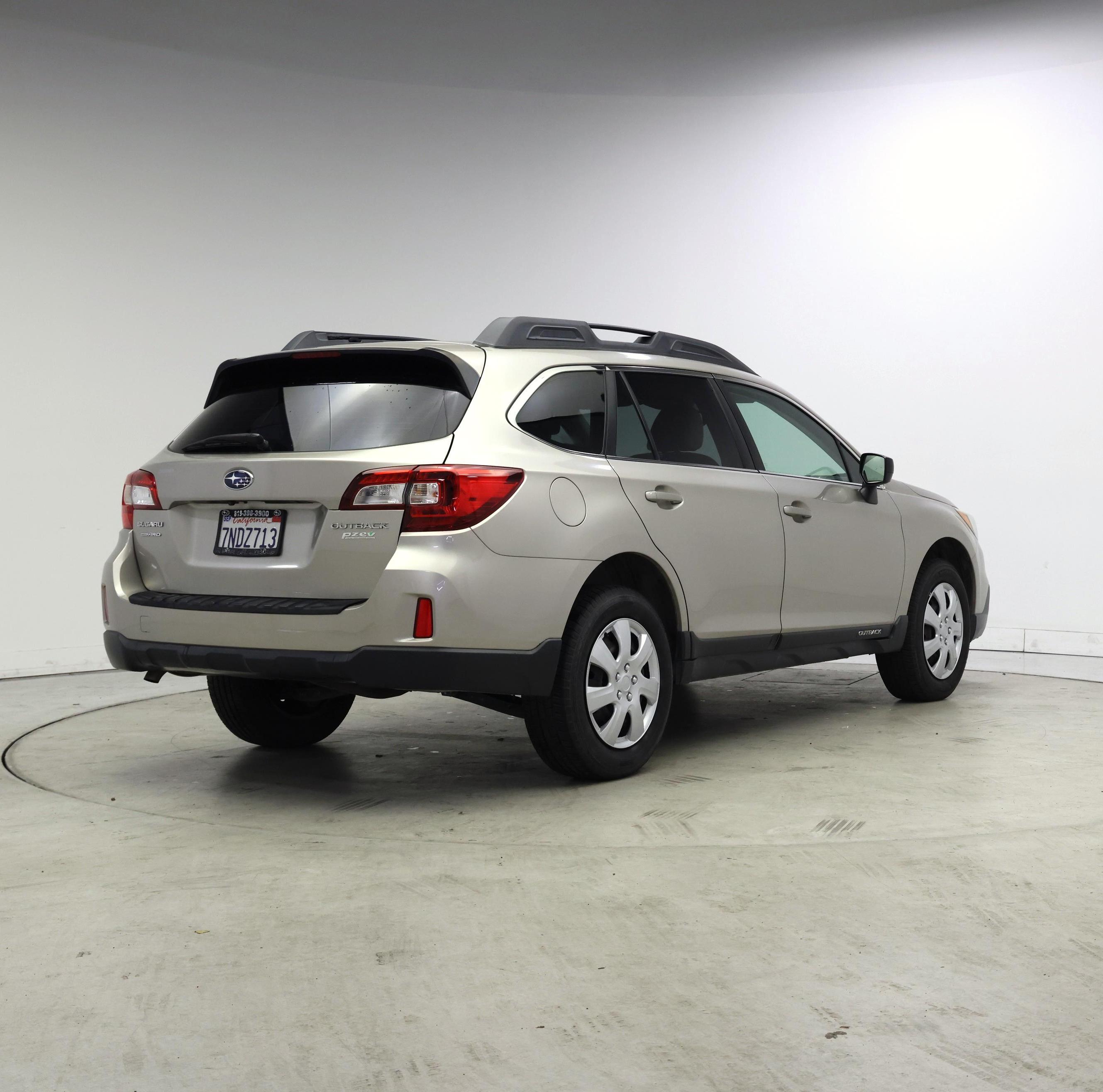 Thumbnail: 2016 Subaru Outback - 8