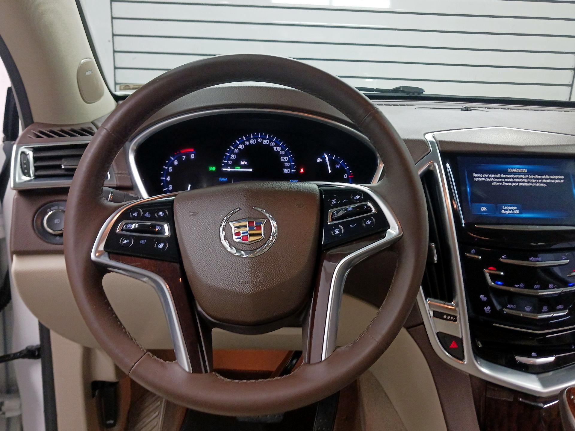 Thumbnail: 2016 Cadillac SRX - 10