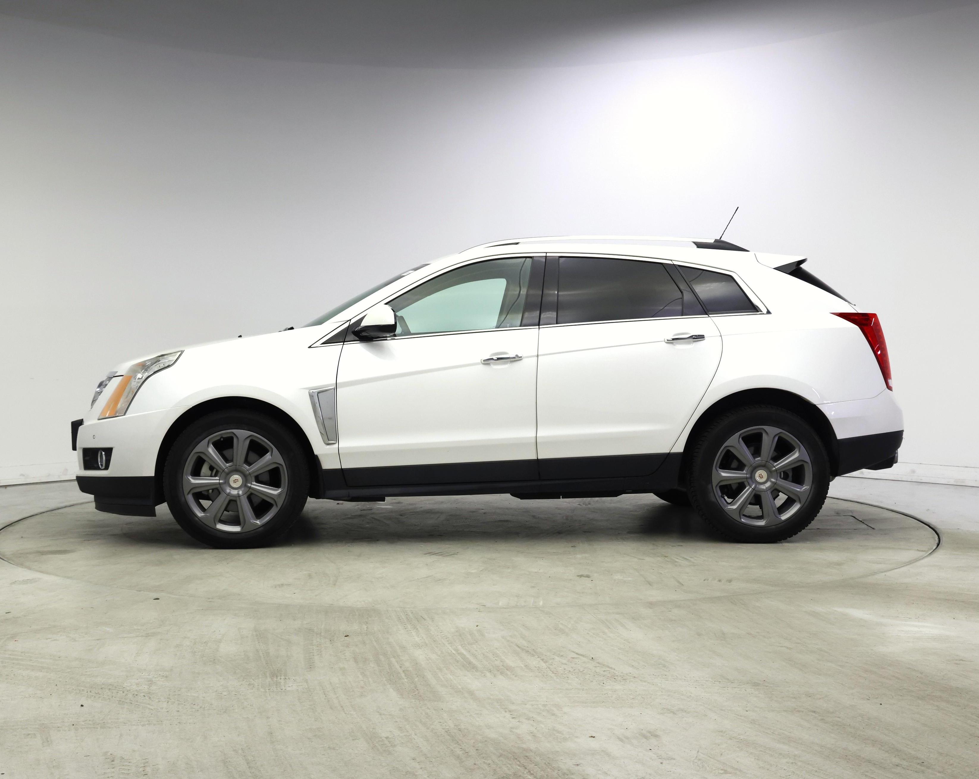 Thumbnail: 2016 Cadillac SRX - 3