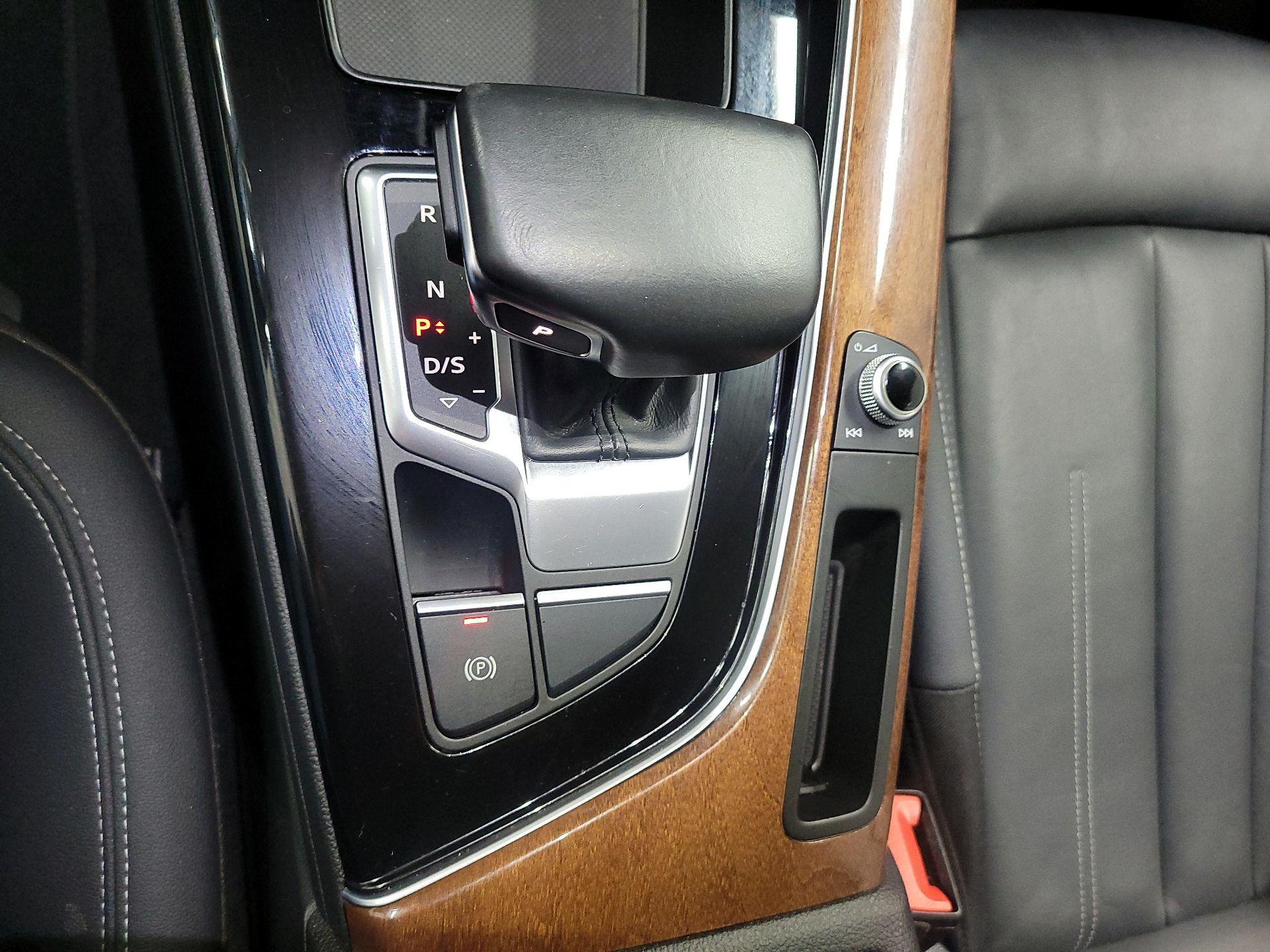 Thumbnail: 2022 Audi A5 - 16