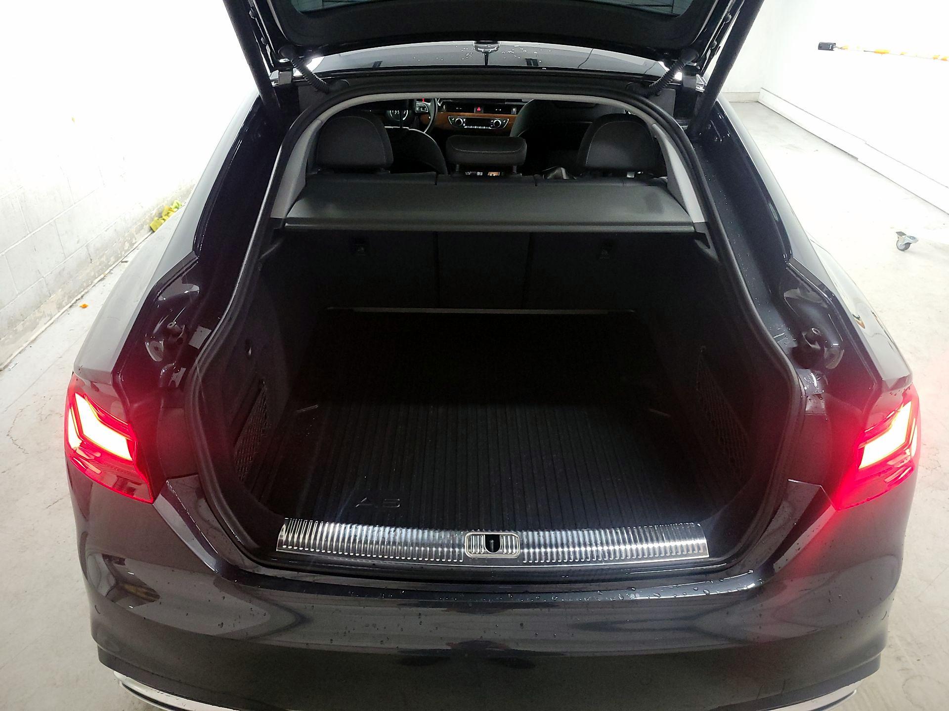 Thumbnail: 2022 Audi A5 - 17