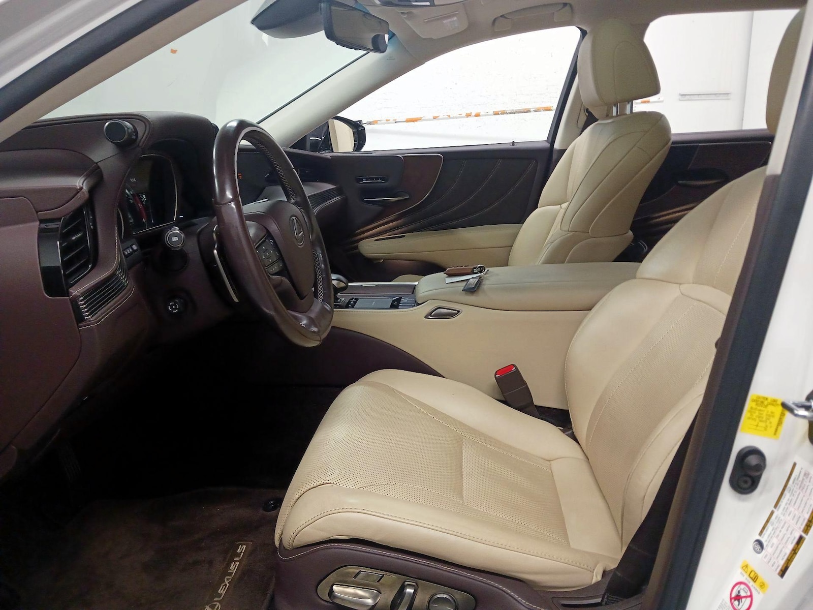 2019 Lexus LS Base - Photo 12