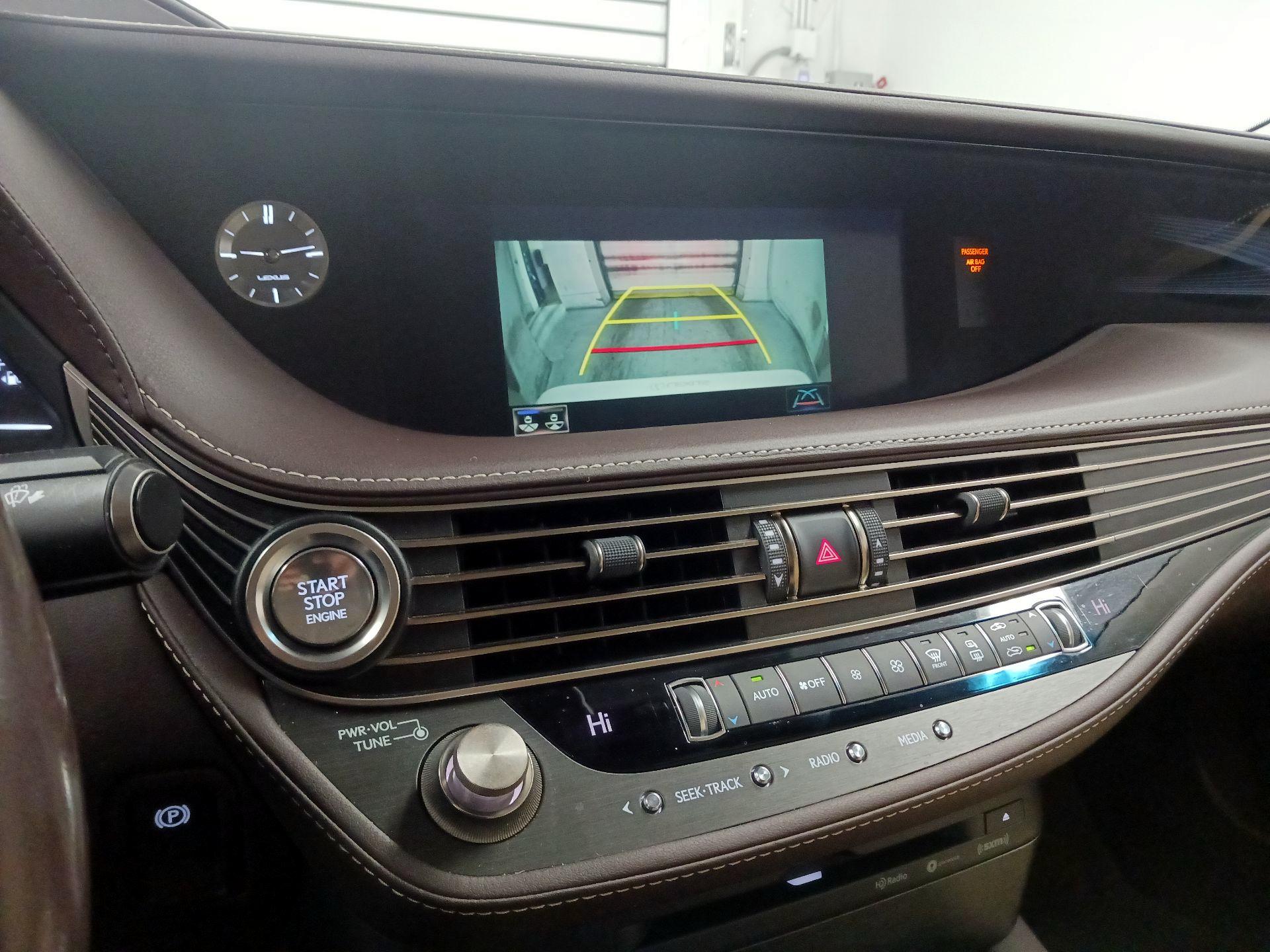 Thumbnail: 2019 Lexus LS - 13