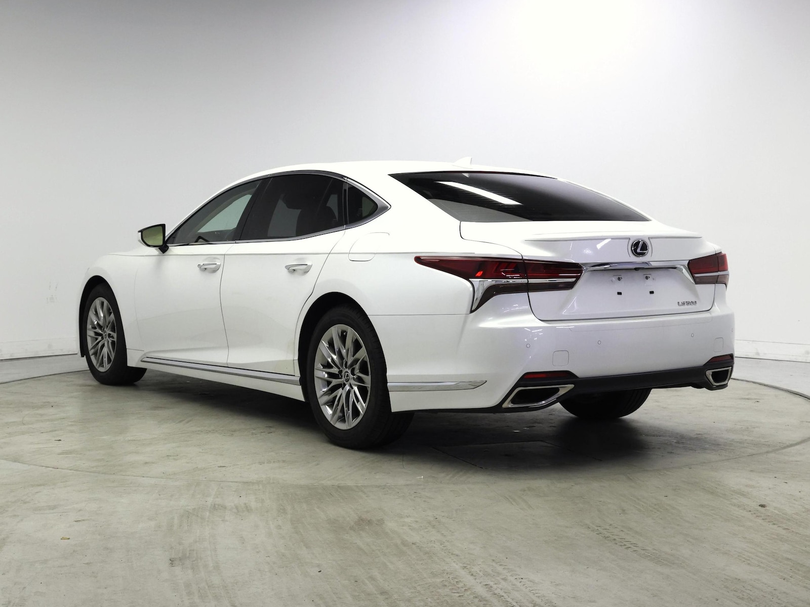 2019 Lexus LS Base - Photo 3