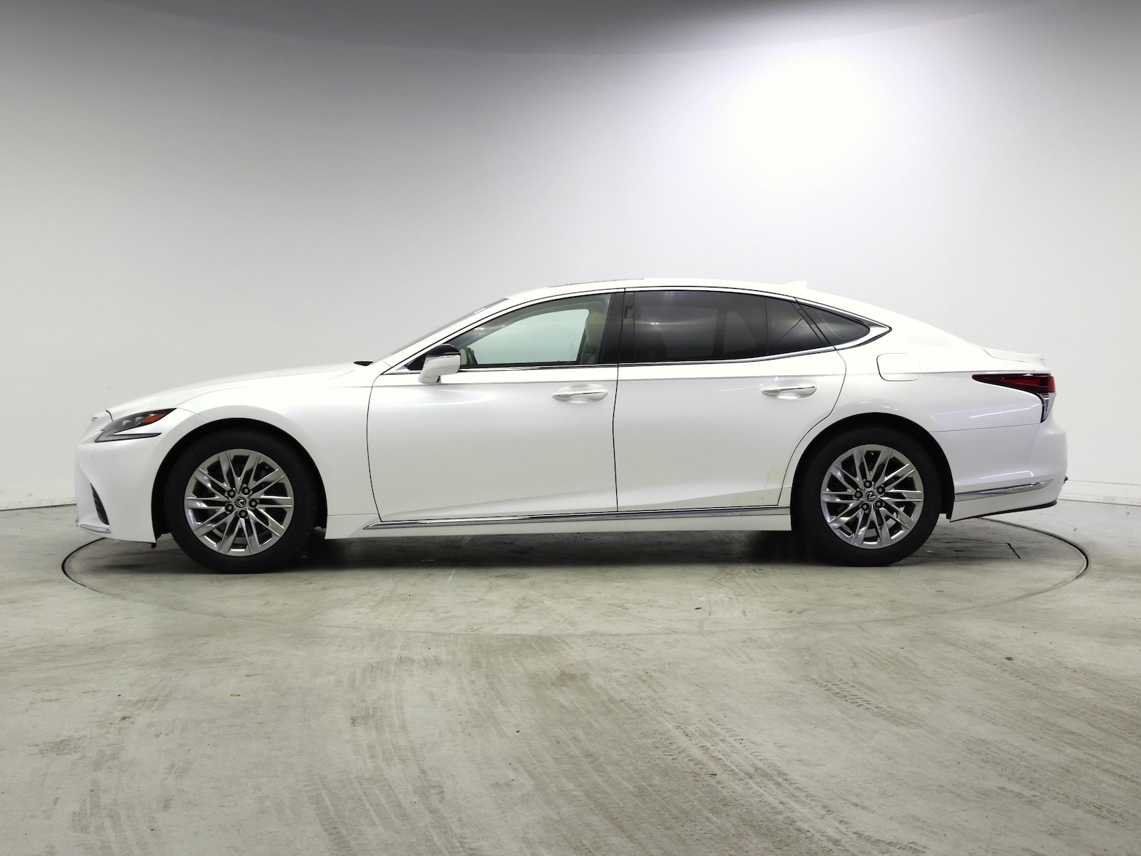 2019 Lexus LS Base - Photo 4