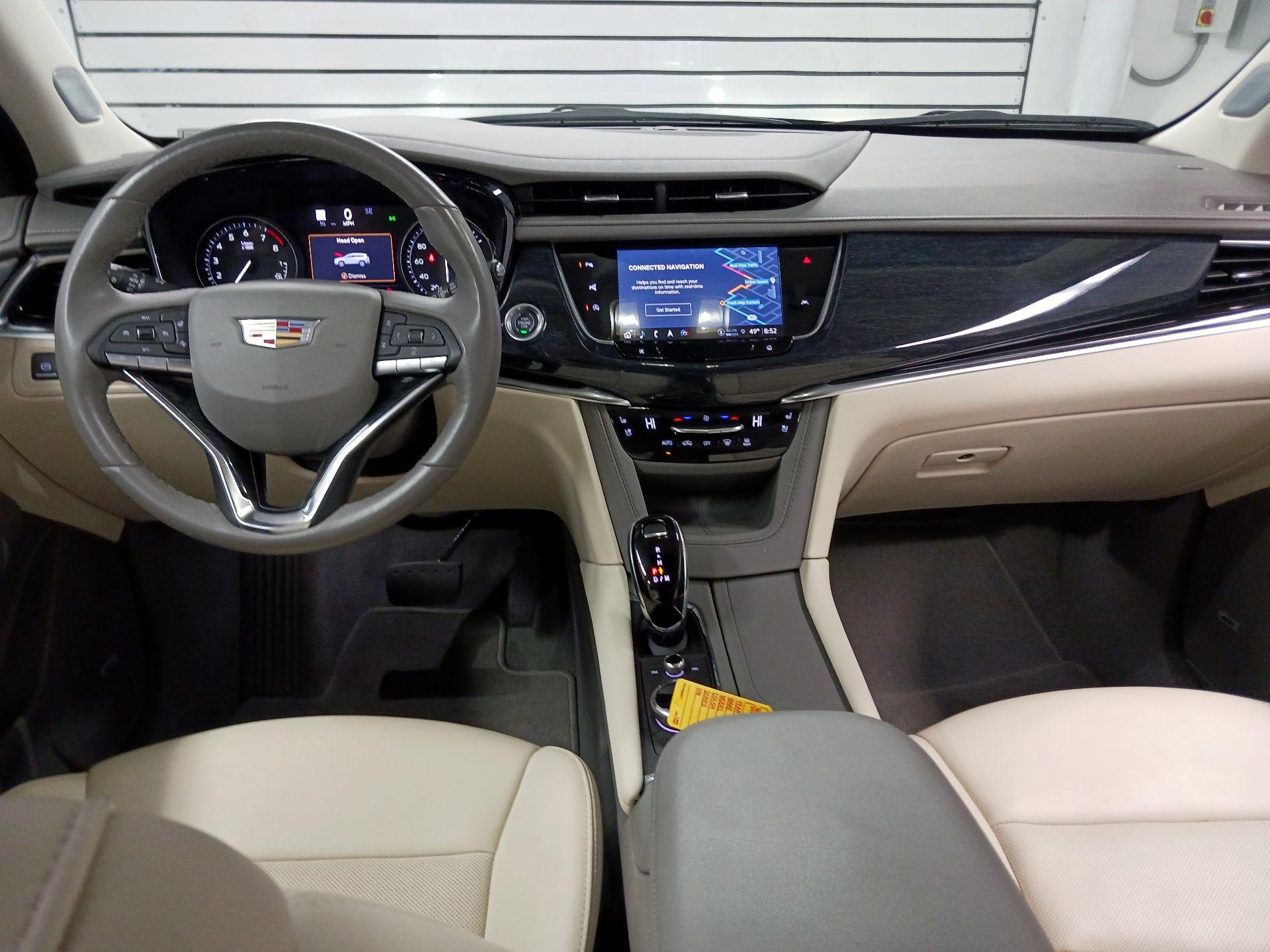 Thumbnail: 2023 Cadillac XT6 - 9