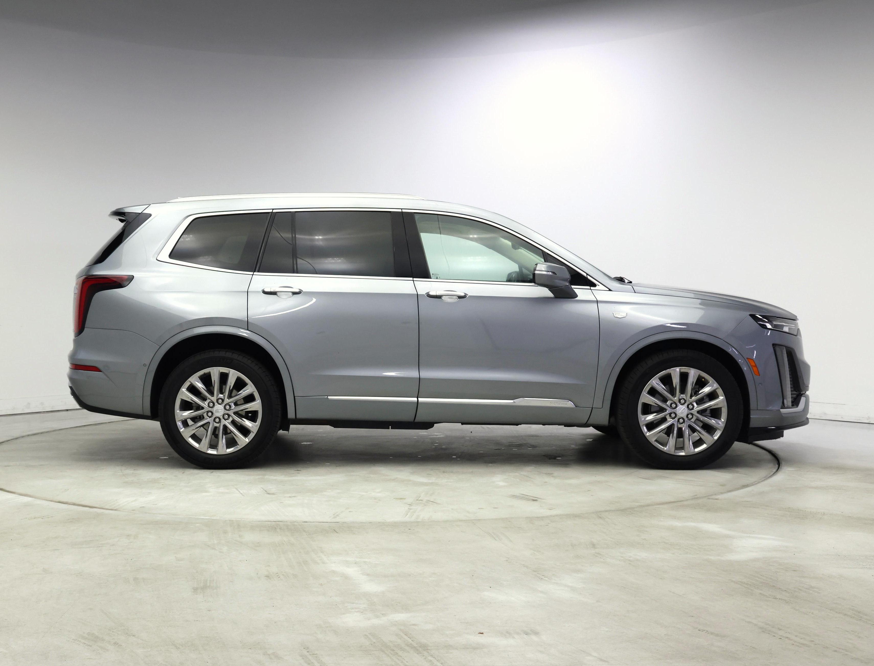 Thumbnail: 2023 Cadillac XT6 - 7