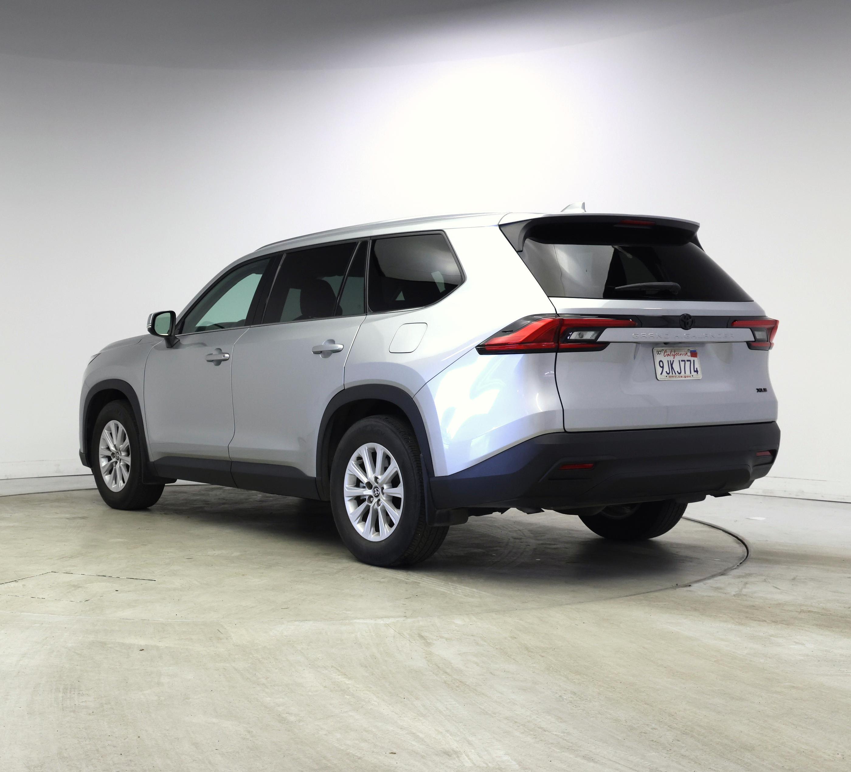 Thumbnail: 2024 Toyota Grand Highlander - 2