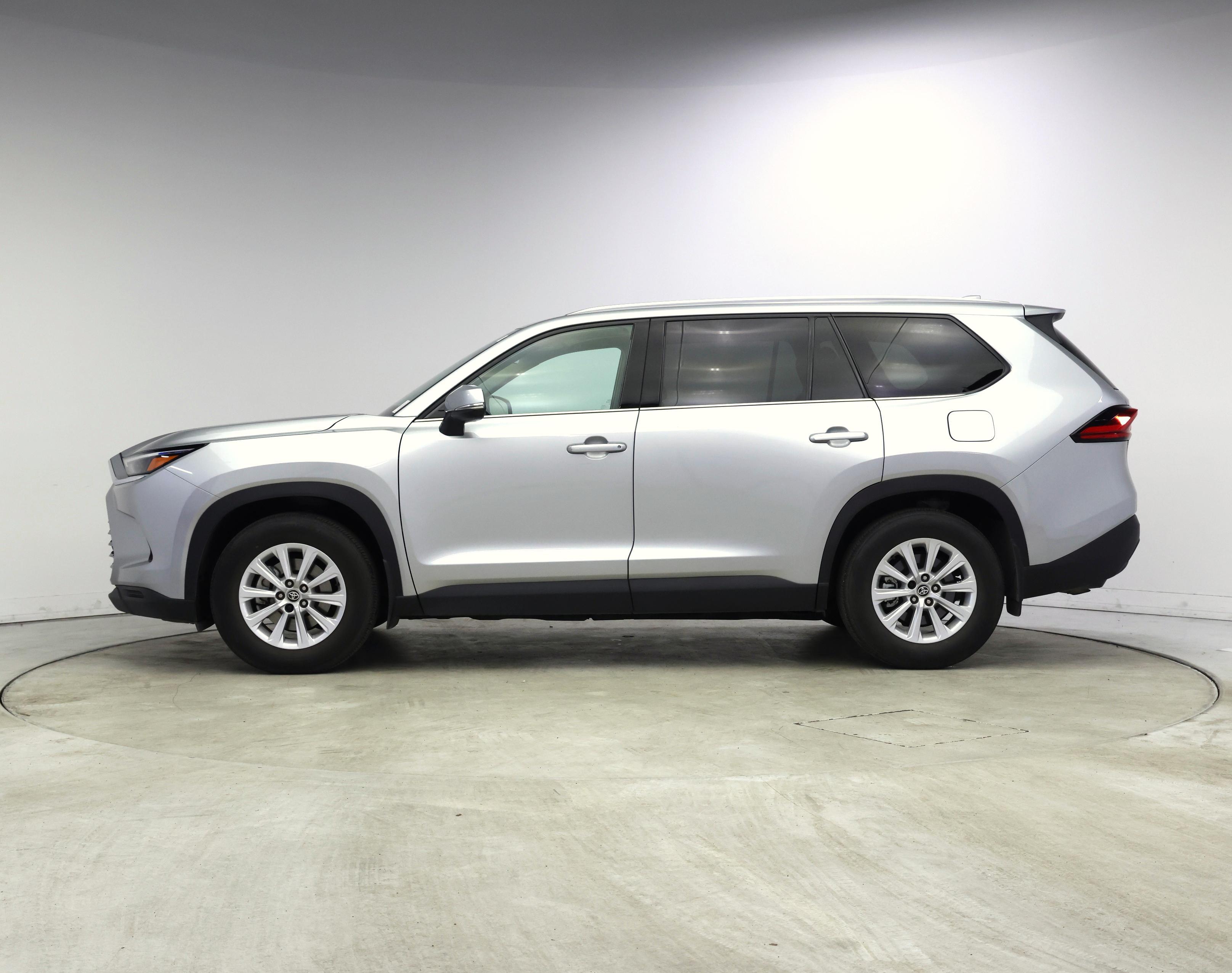 Thumbnail: 2024 Toyota Grand Highlander - 3