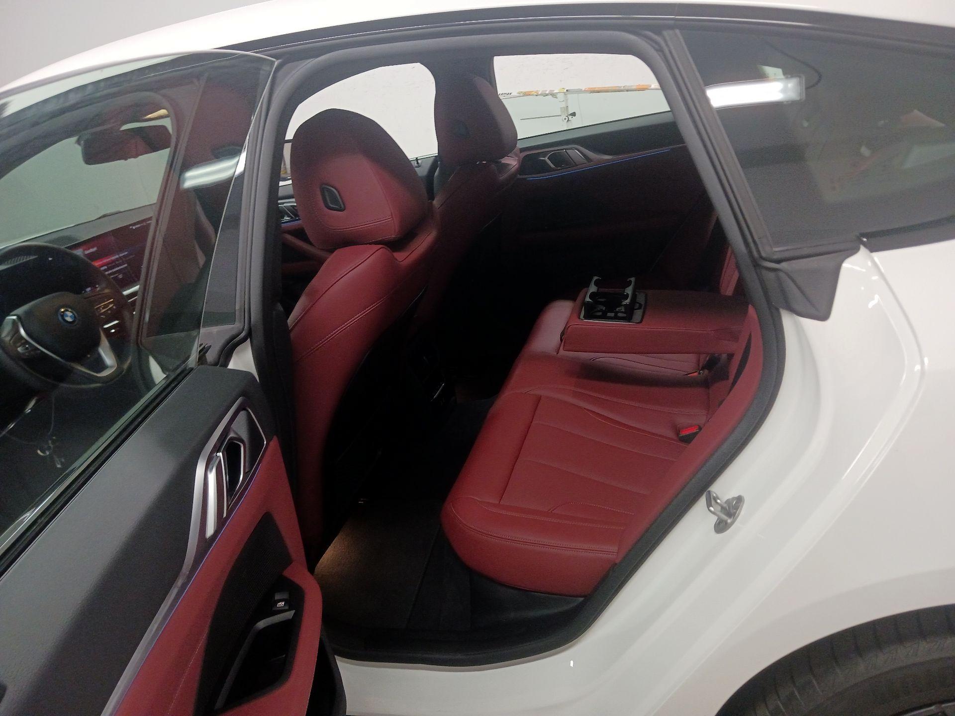 Thumbnail: 2023 BMW i4 - 17