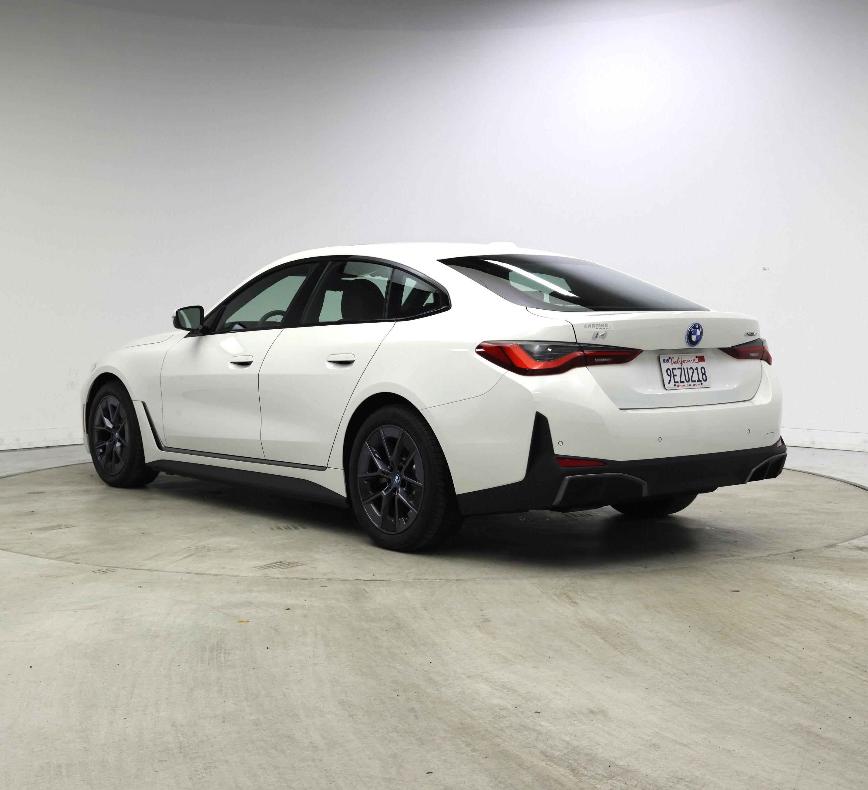 Thumbnail: 2023 BMW i4 - 2