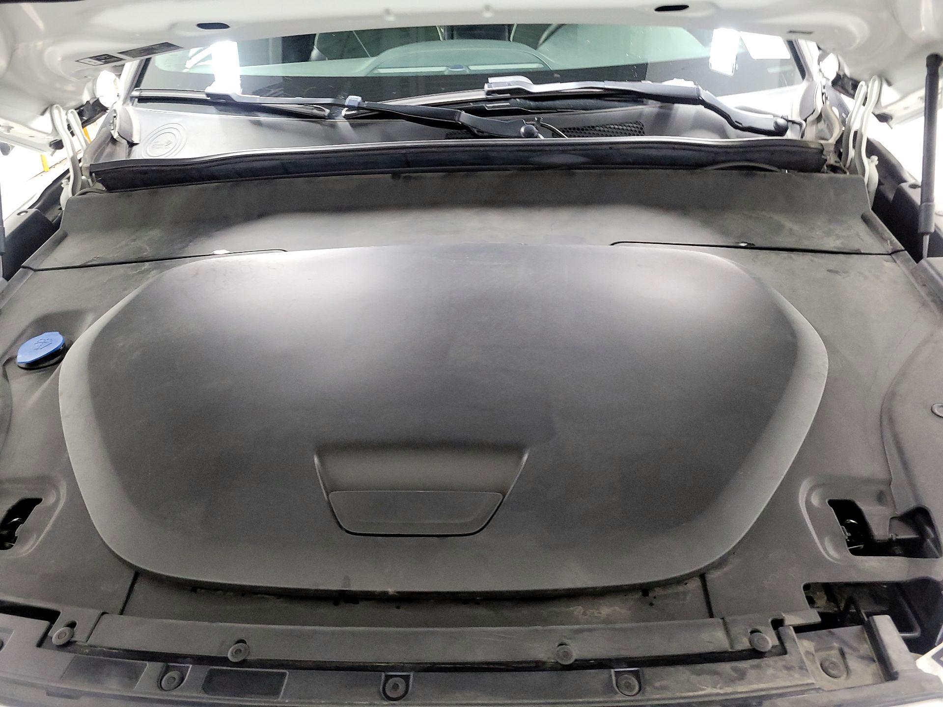 Thumbnail: 2021 Volvo XC40 - 17