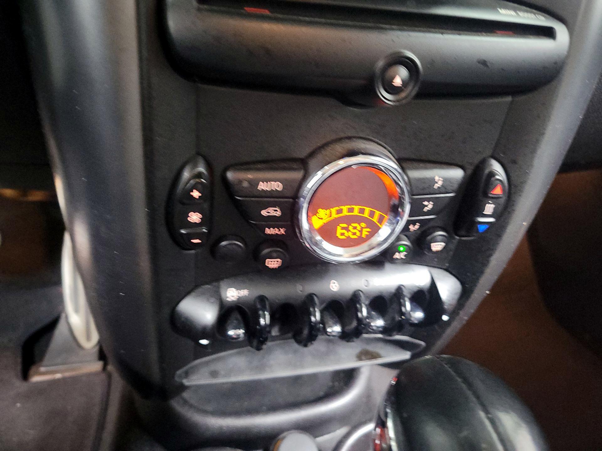 Thumbnail: 2016 MINI Cooper Paceman - 14