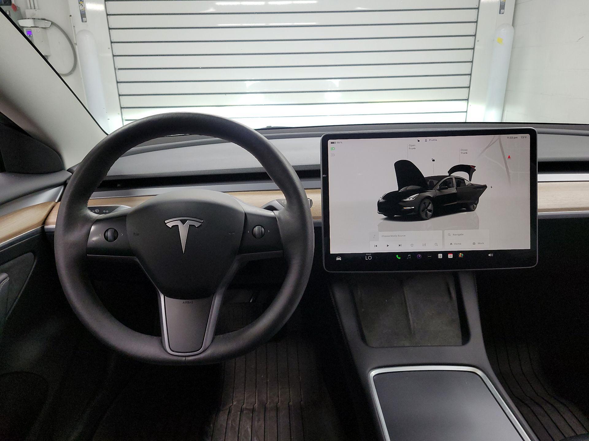 Thumbnail: 2023 Tesla Model 3 - 9