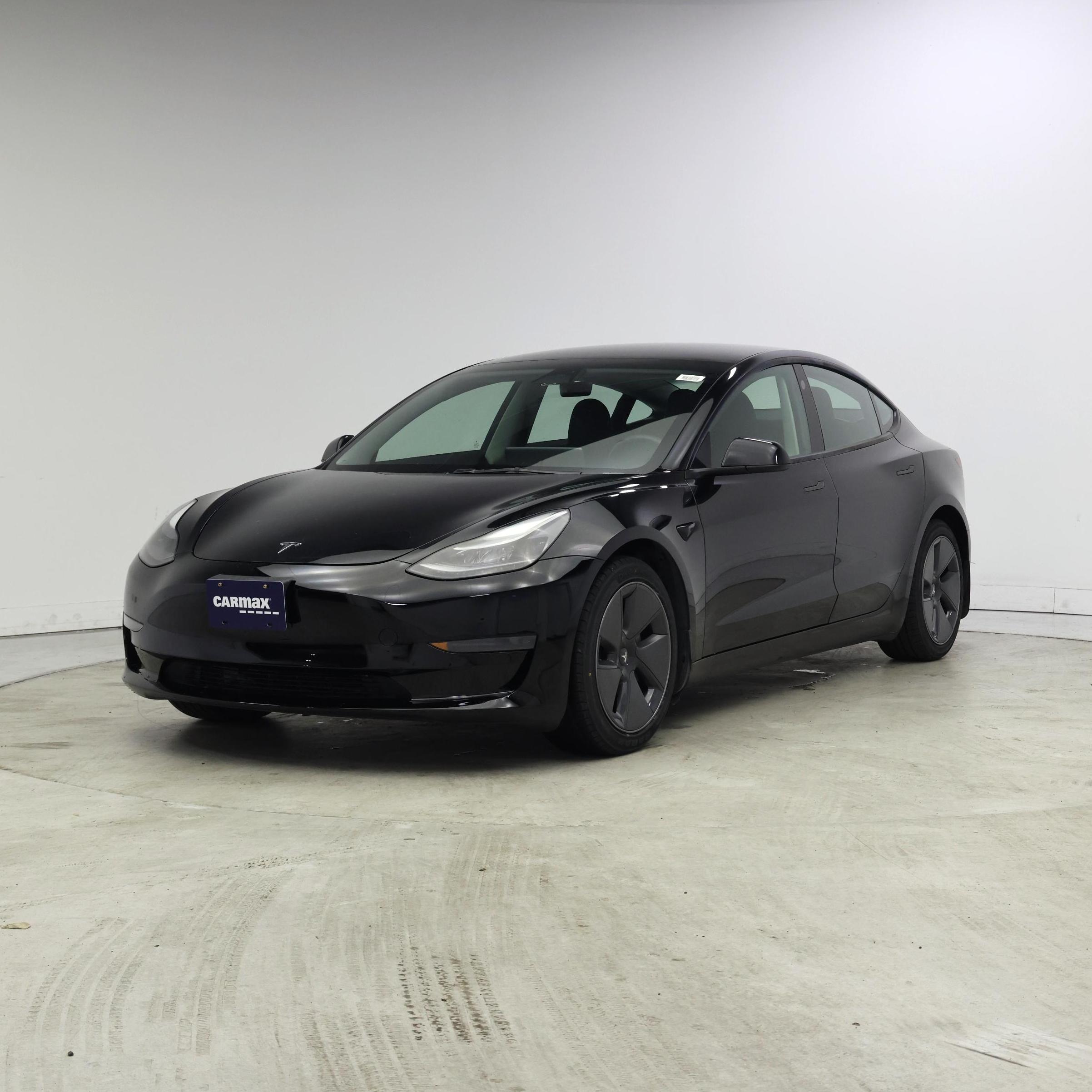 Thumbnail: 2023 Tesla Model 3 - 4
