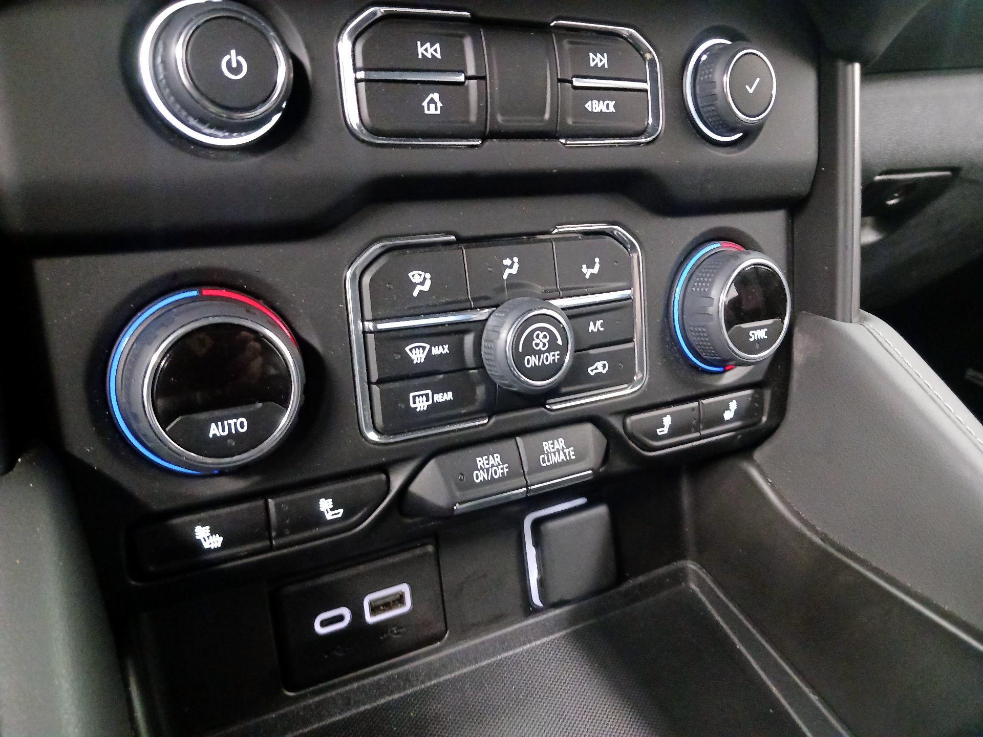 Thumbnail: 2023 Chevrolet Tahoe - 14