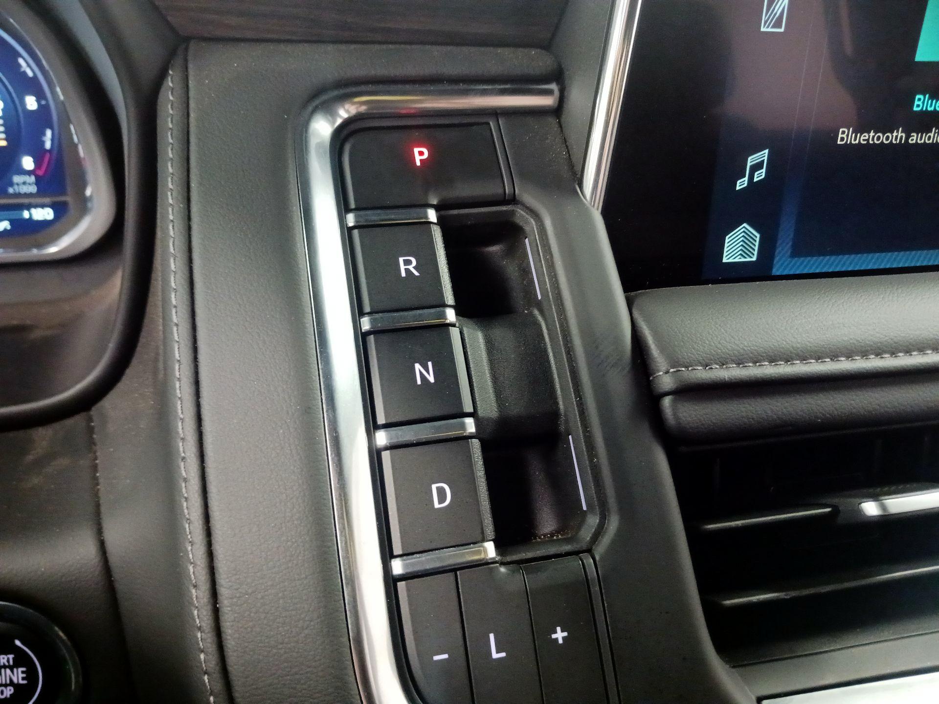 Thumbnail: 2023 Chevrolet Tahoe - 15