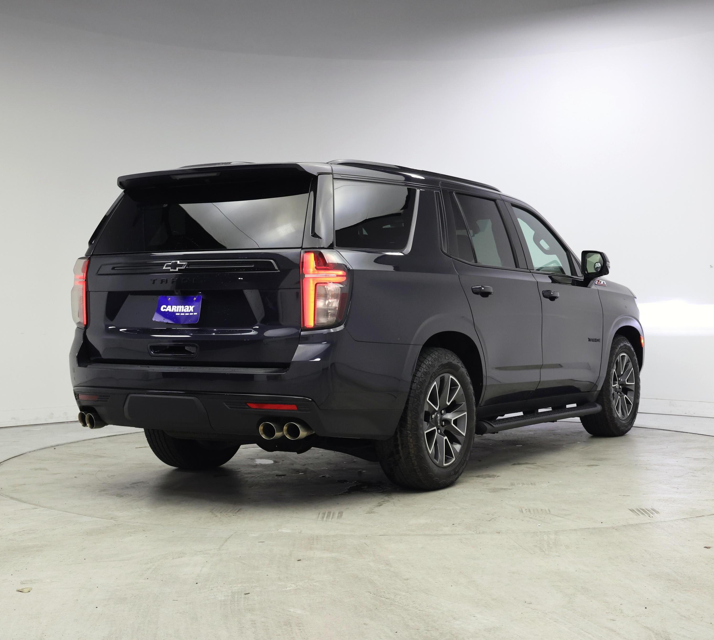 Thumbnail: 2023 Chevrolet Tahoe - 8