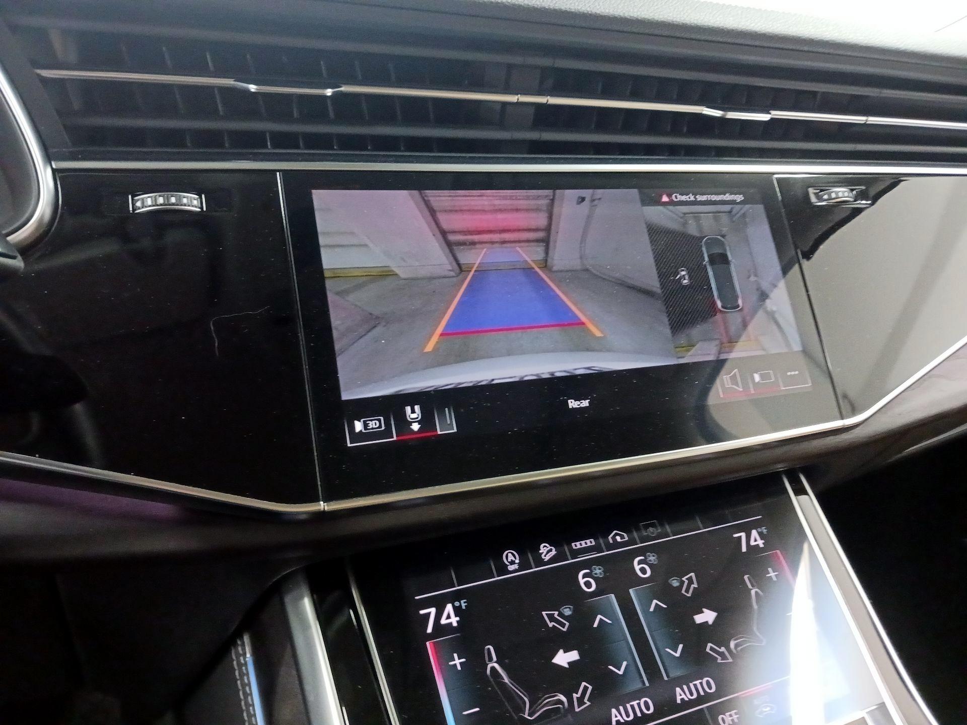 Thumbnail: 2025 Audi Q7 - 13