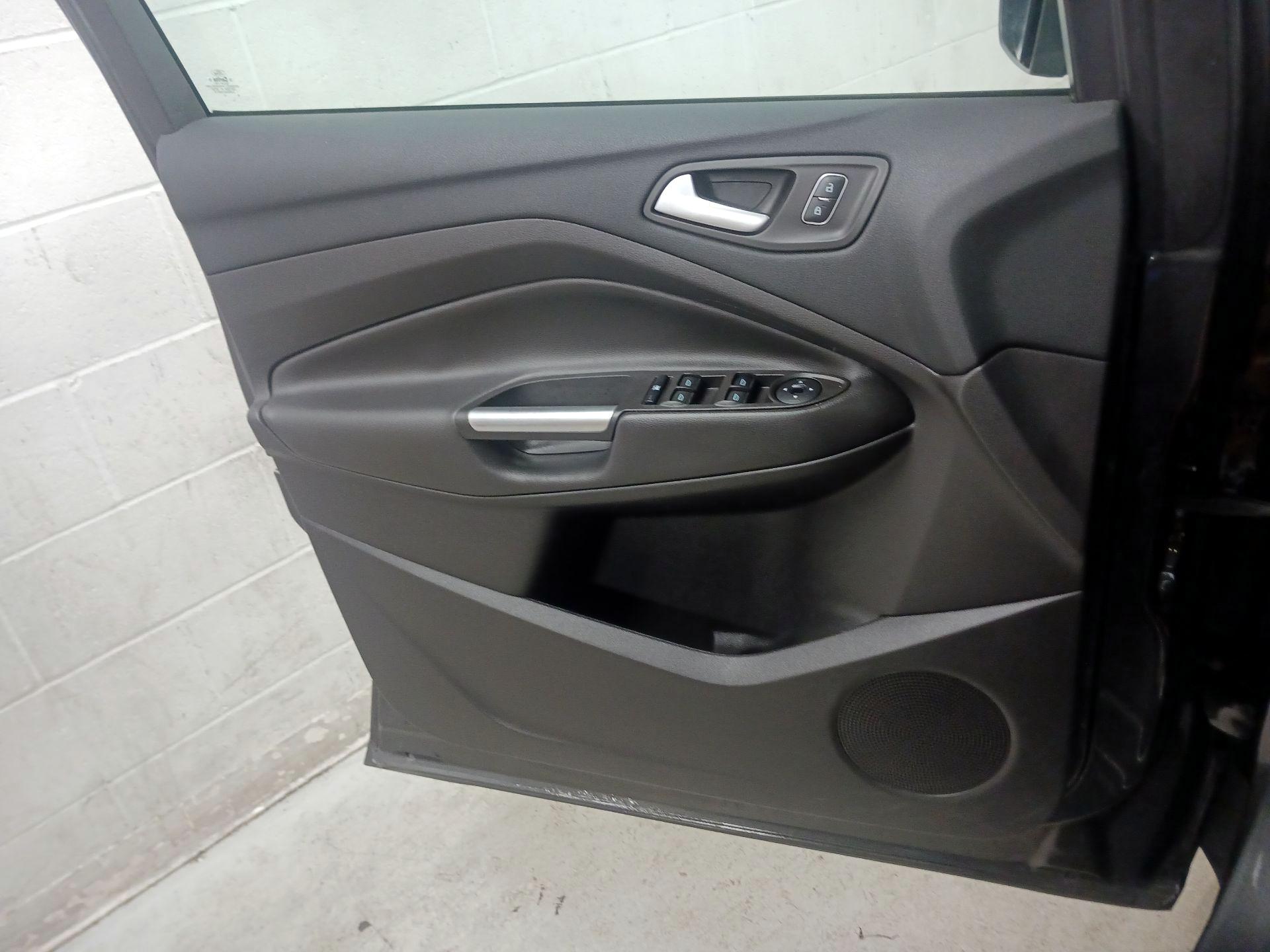 Thumbnail: 2018 Ford Escape - 12