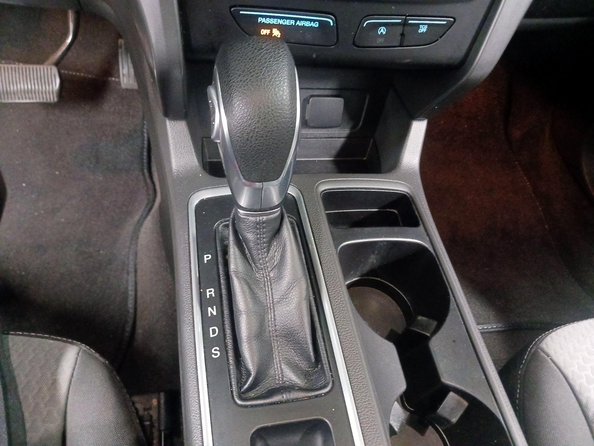 Thumbnail: 2018 Ford Escape - 16