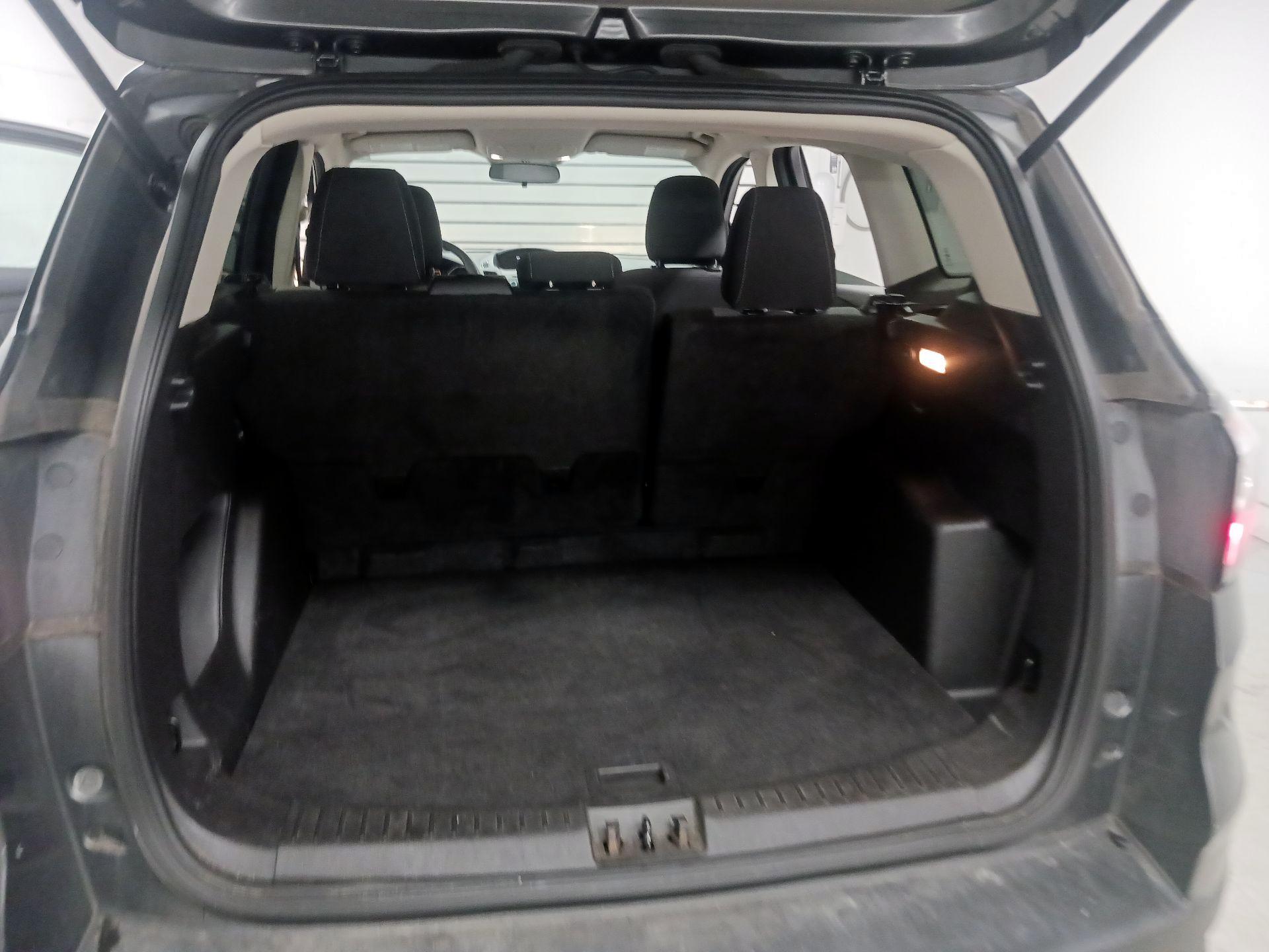 Thumbnail: 2018 Ford Escape - 18