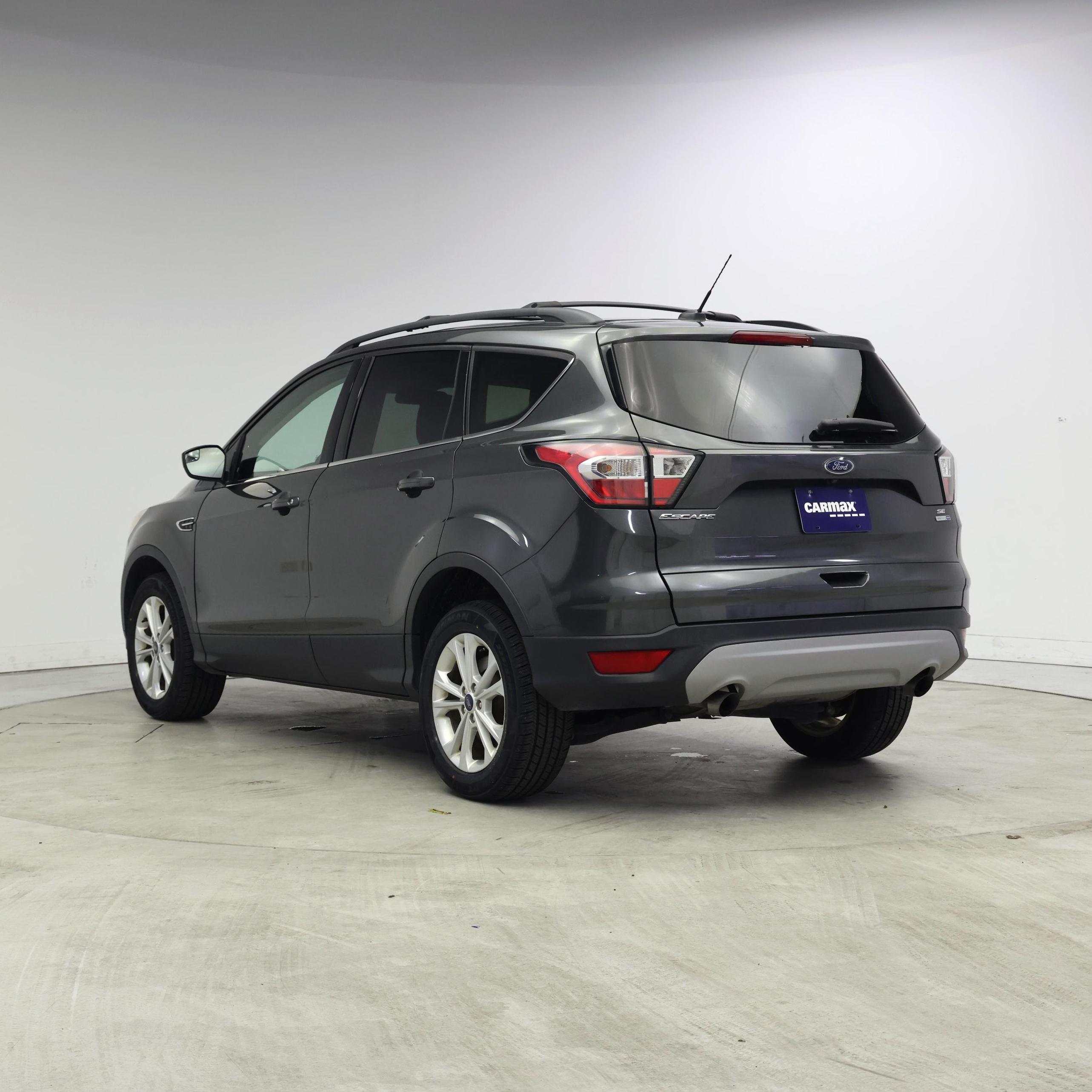 Thumbnail: 2018 Ford Escape - 2