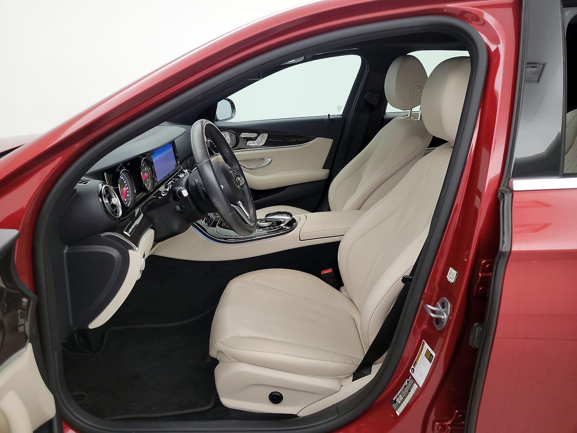 Thumbnail: 2019 Mercedes-Benz E-Class - 11