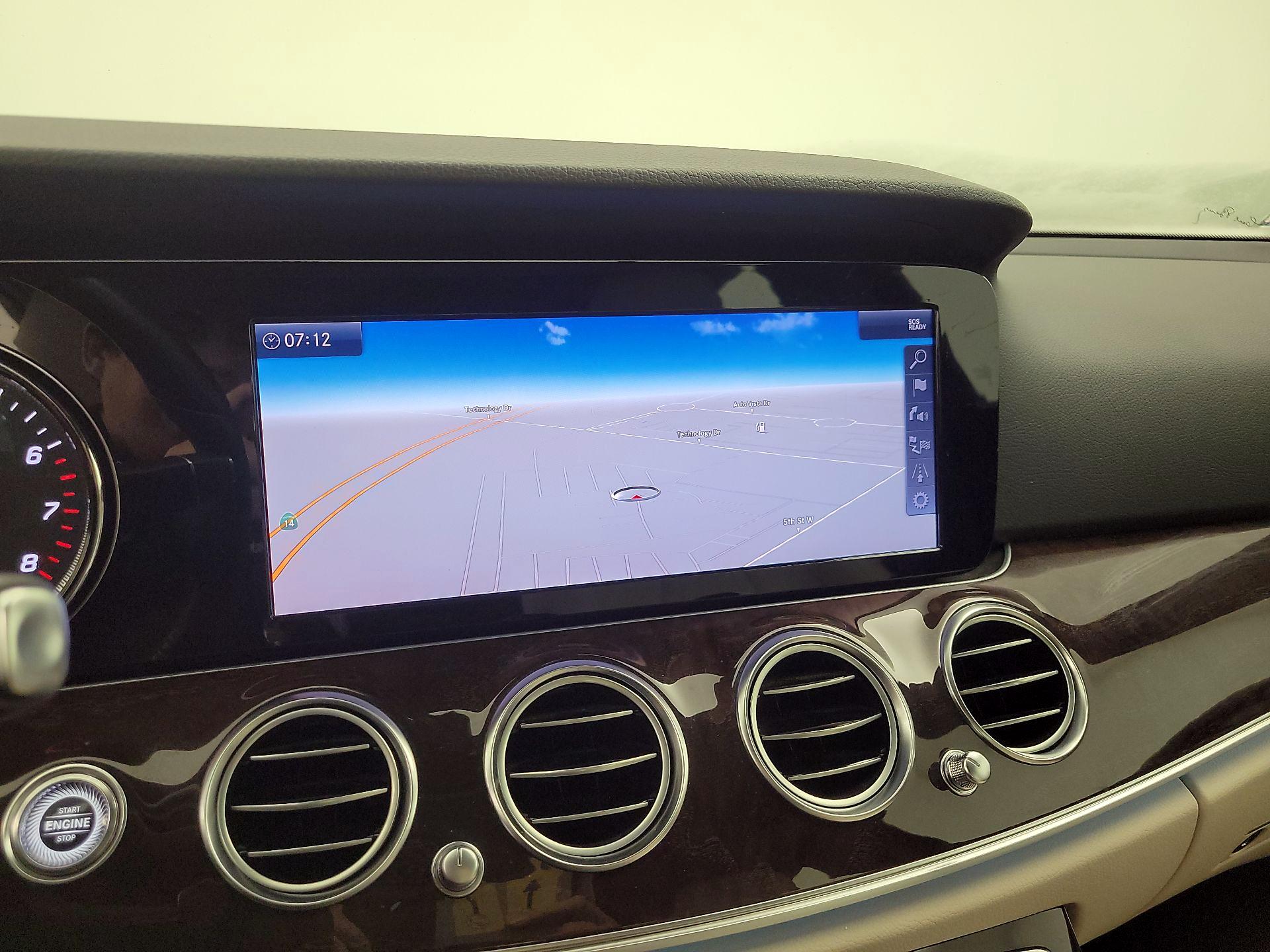 Thumbnail: 2019 Mercedes-Benz E-Class - 14